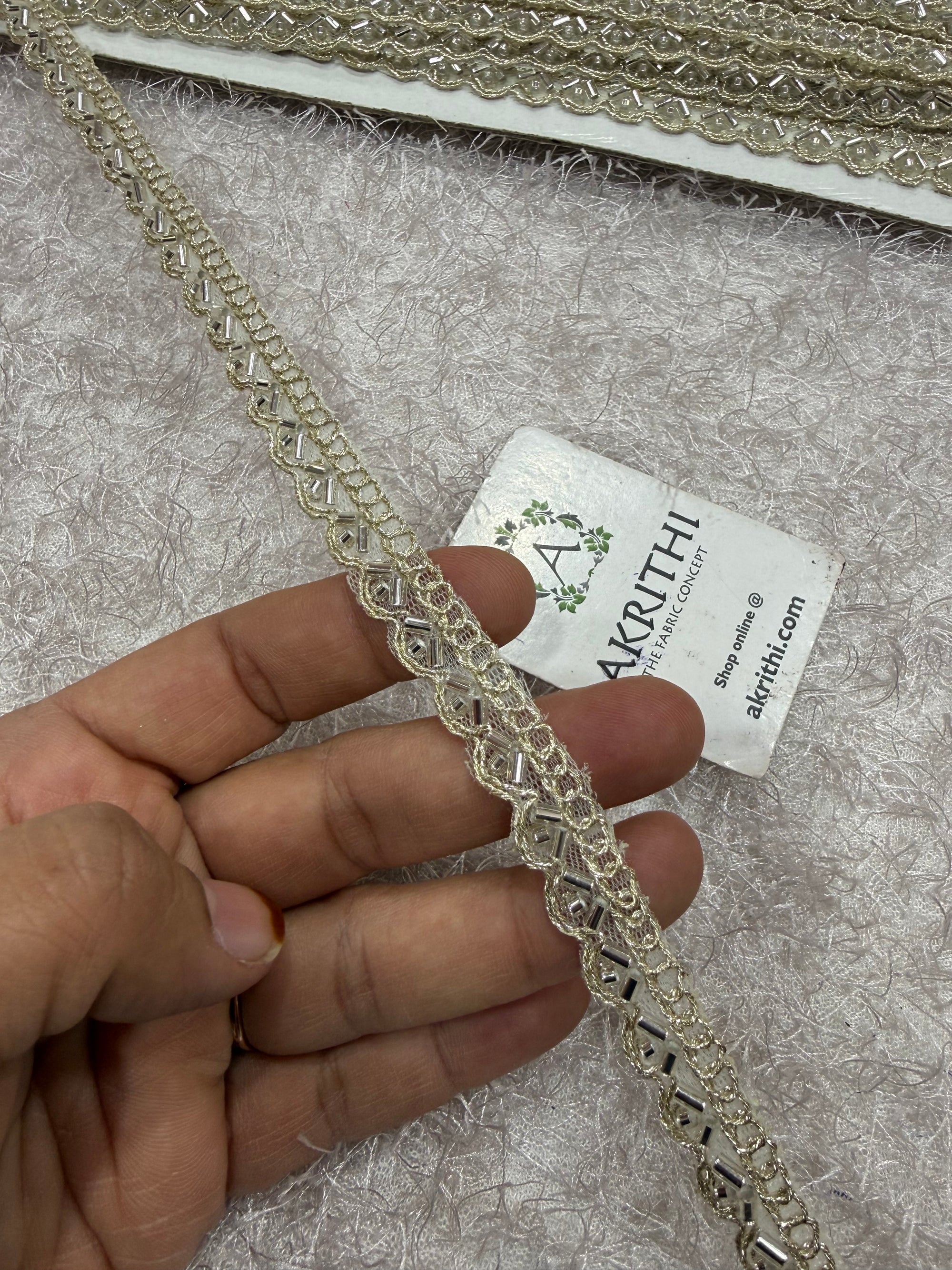 Embroidered lace 9 metres roll
