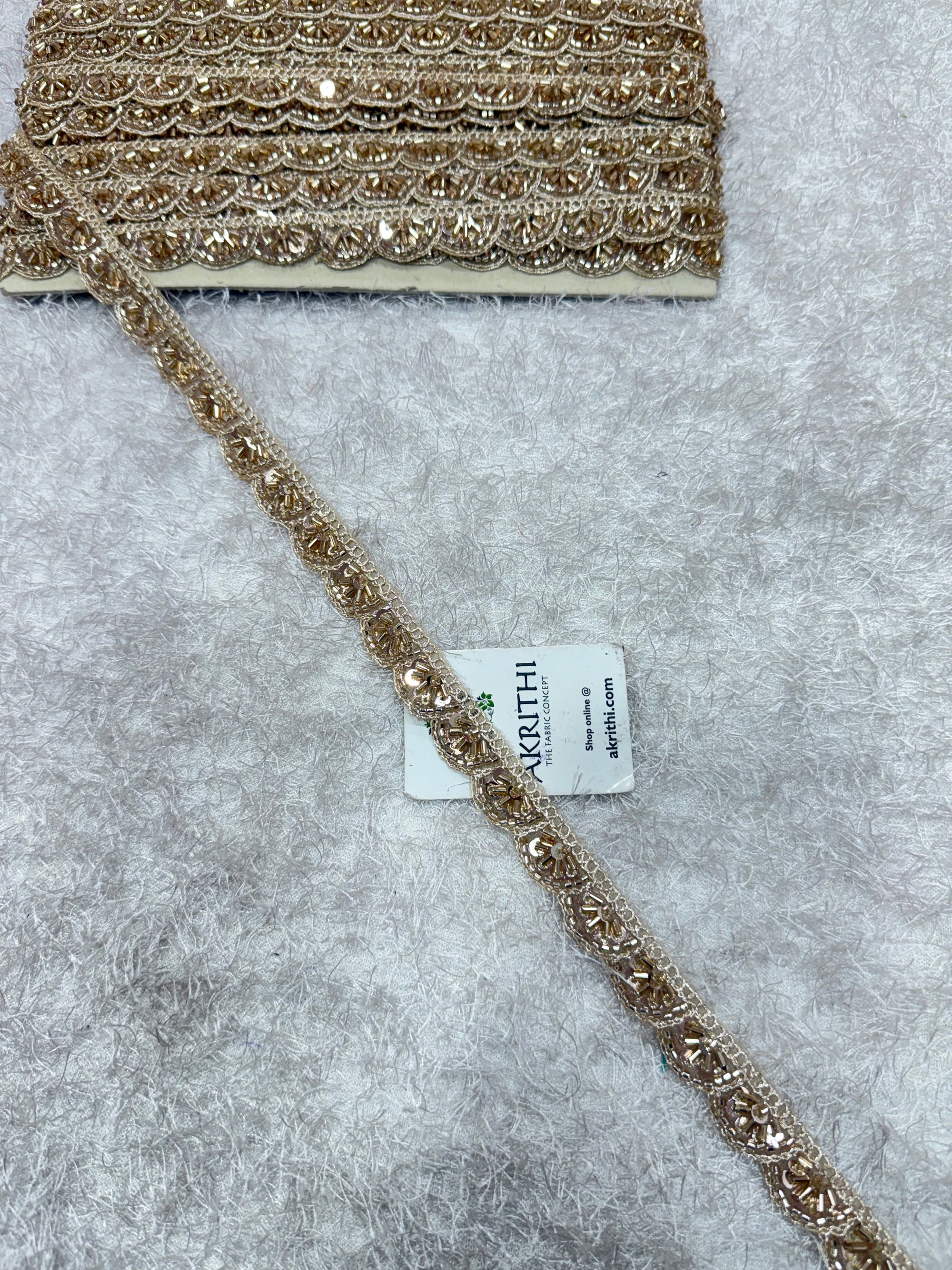 Embroidered lace 9 metres roll