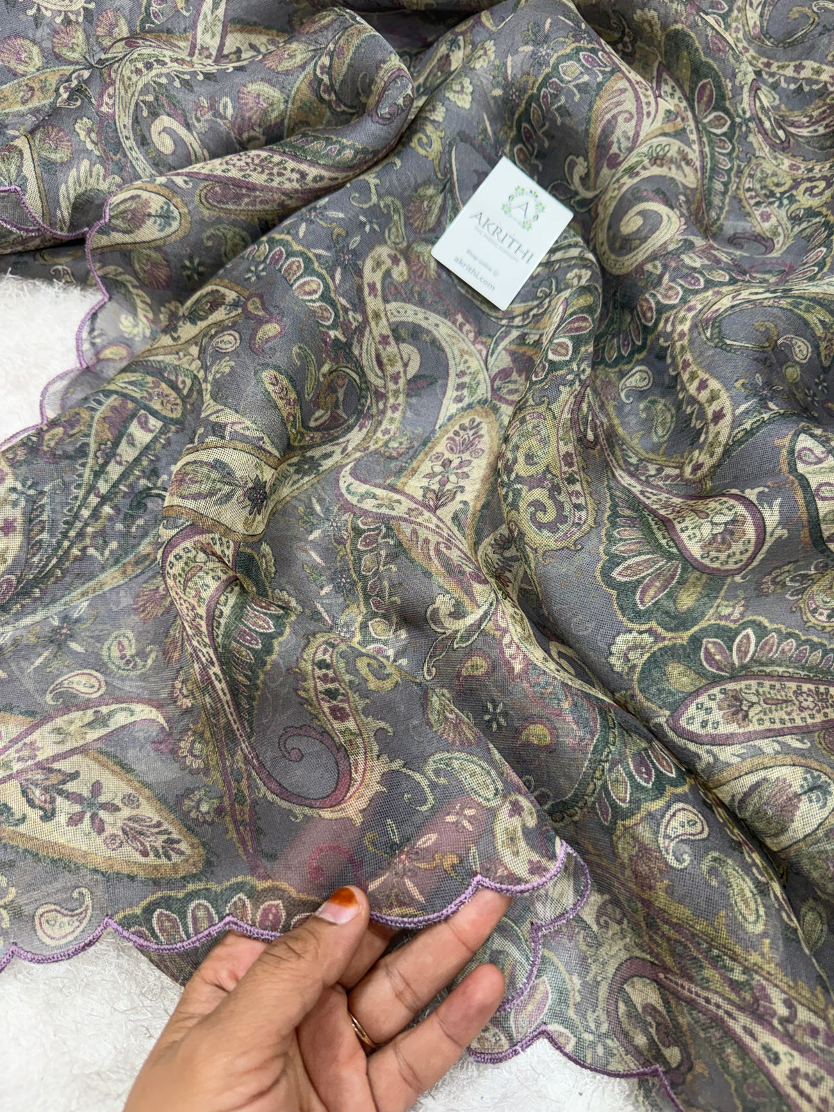 Printed viscose jute saree with scallop