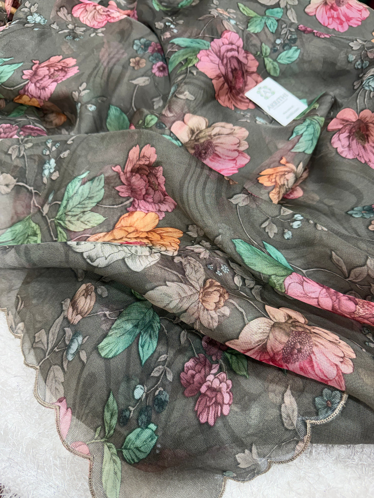 Printed viscose jute saree with scallop