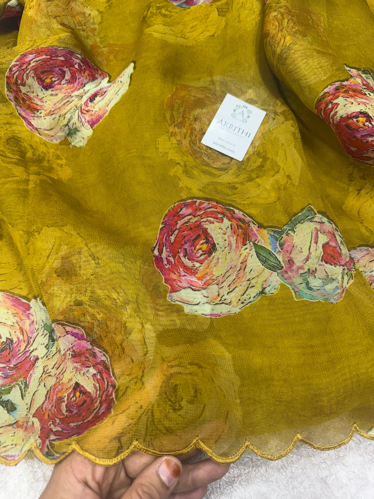 Printed viscose jute saree with scallop