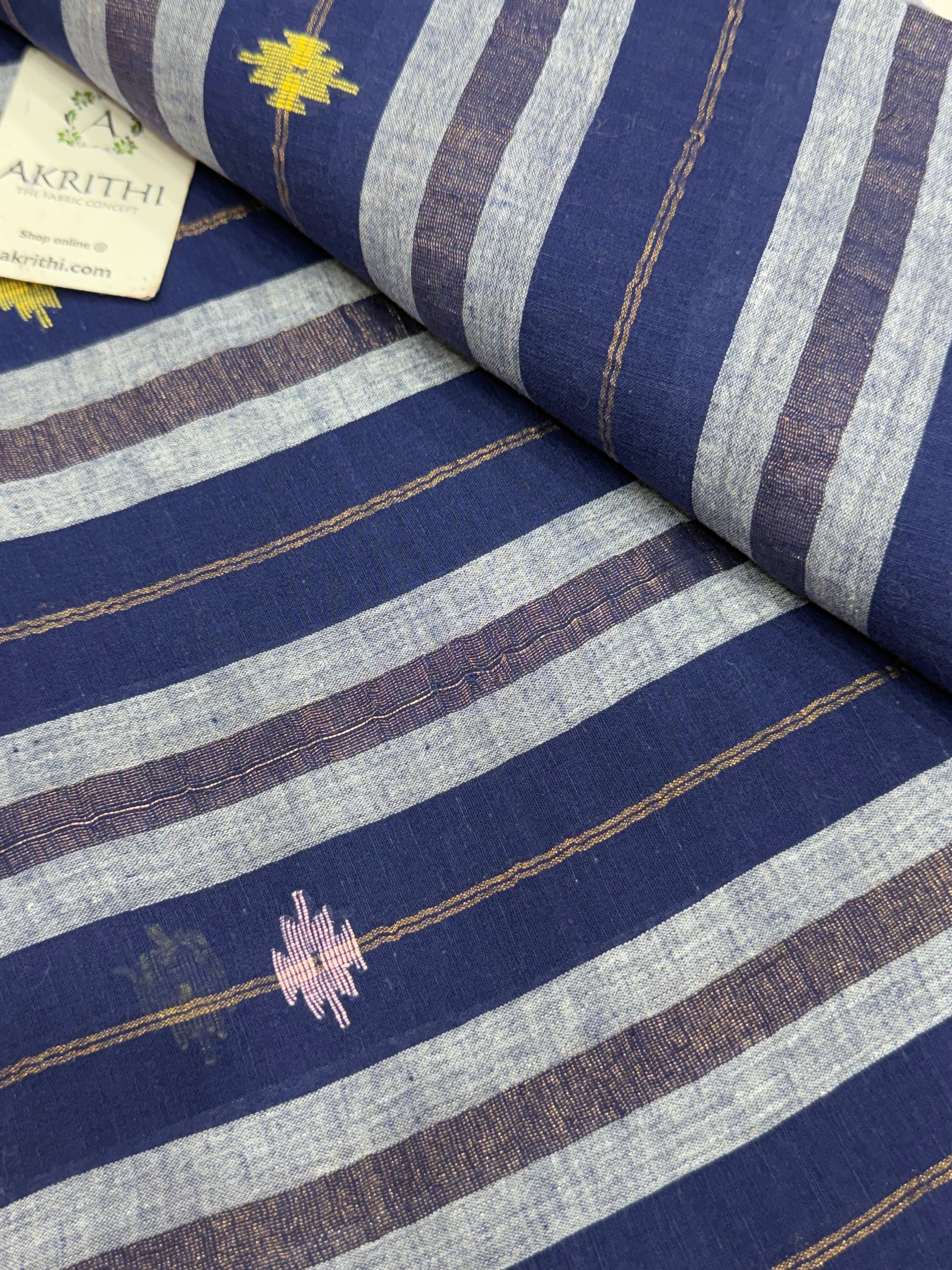 Handloom pure cotton Bengal jamdani fabric
