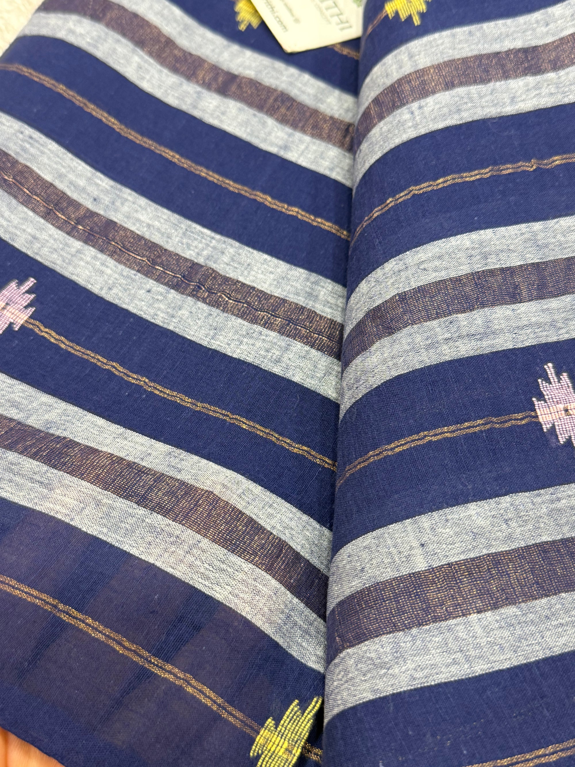 Handloom pure cotton Bengal jamdani fabric