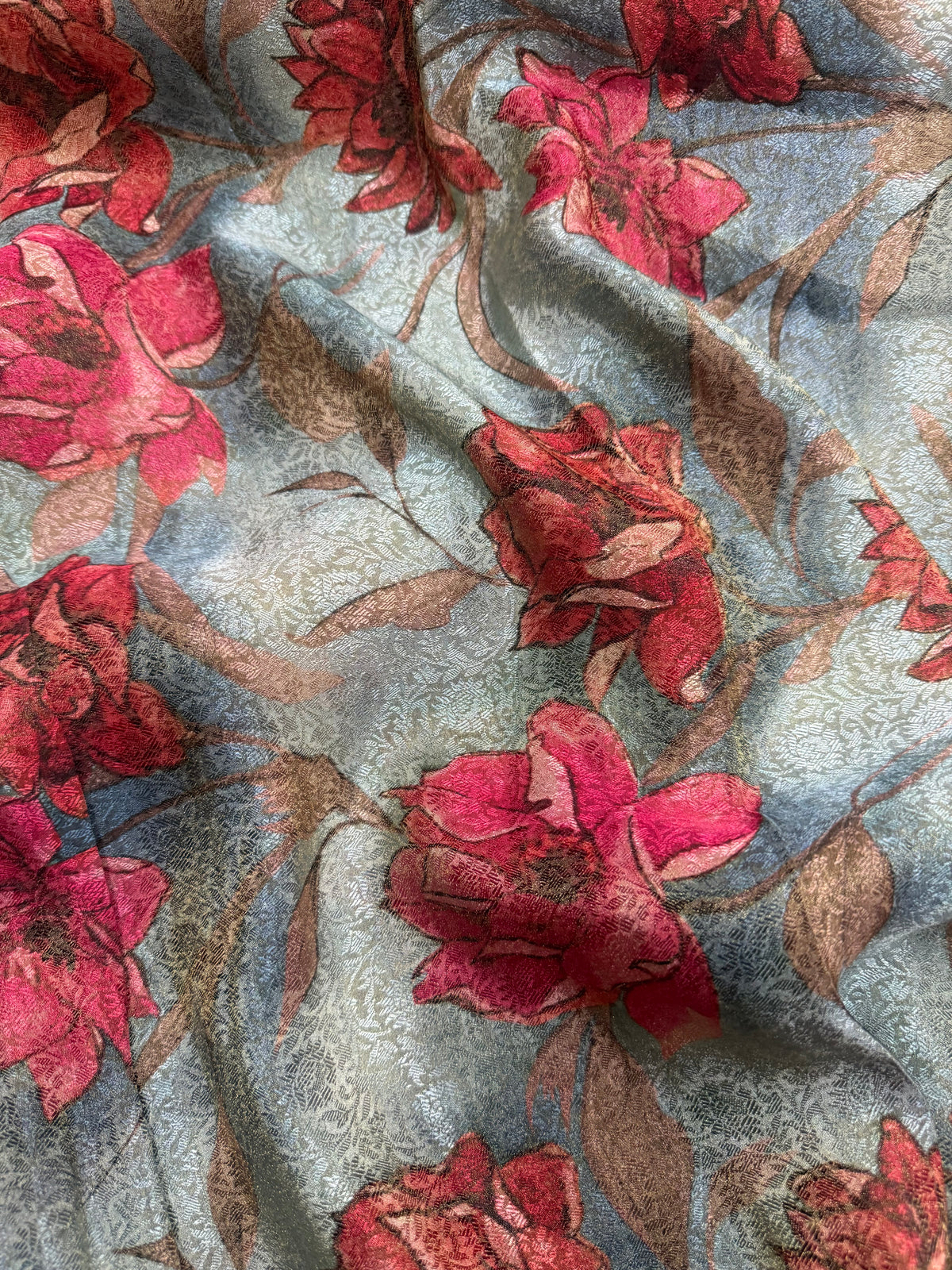 Printed pure tissue viscose muslin jacquard fabric
