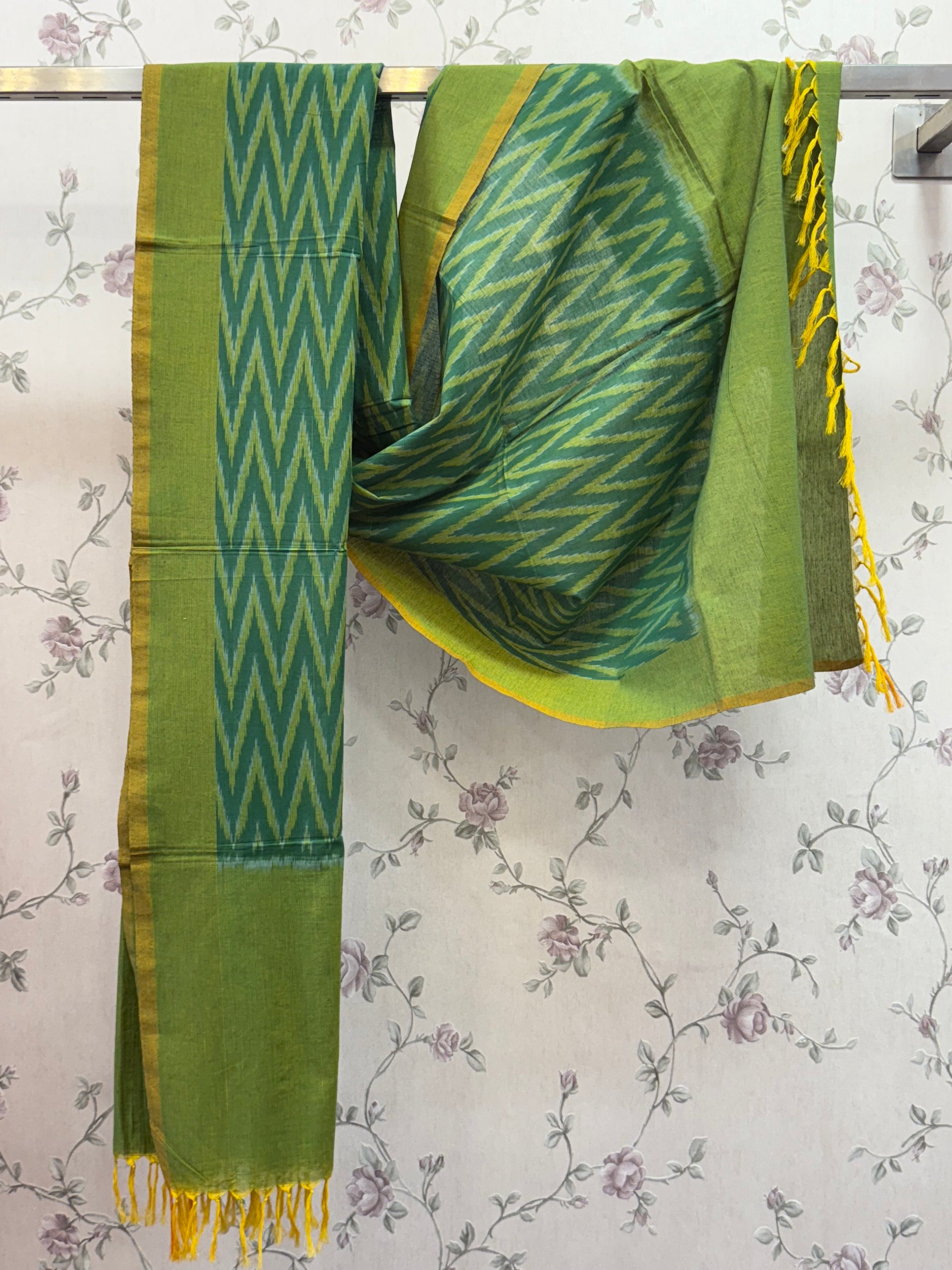 Handloom Pochampally mercerised cotton ikat dupatta