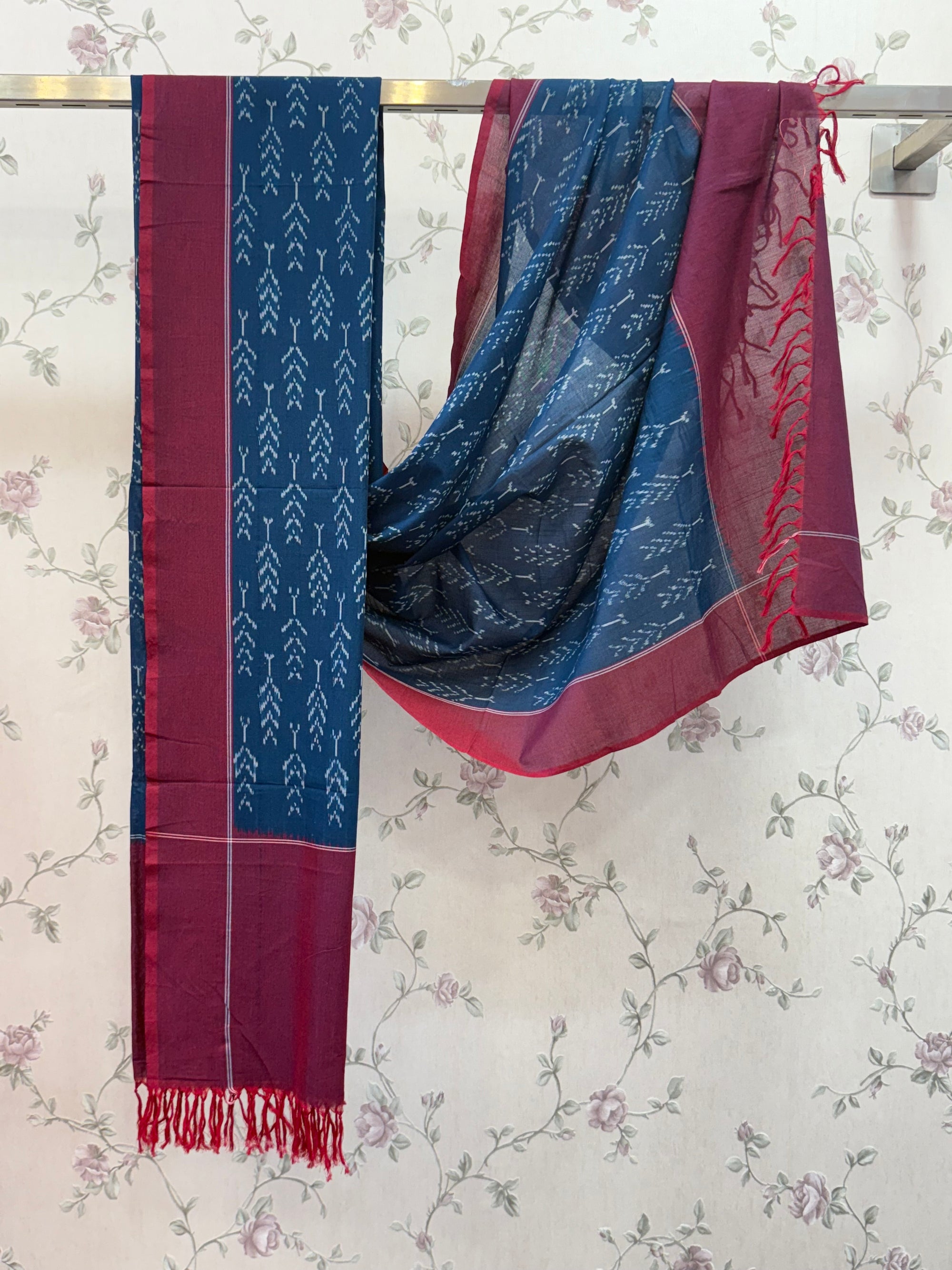 Handloom Pochampally mercerised cotton ikat dupatta
