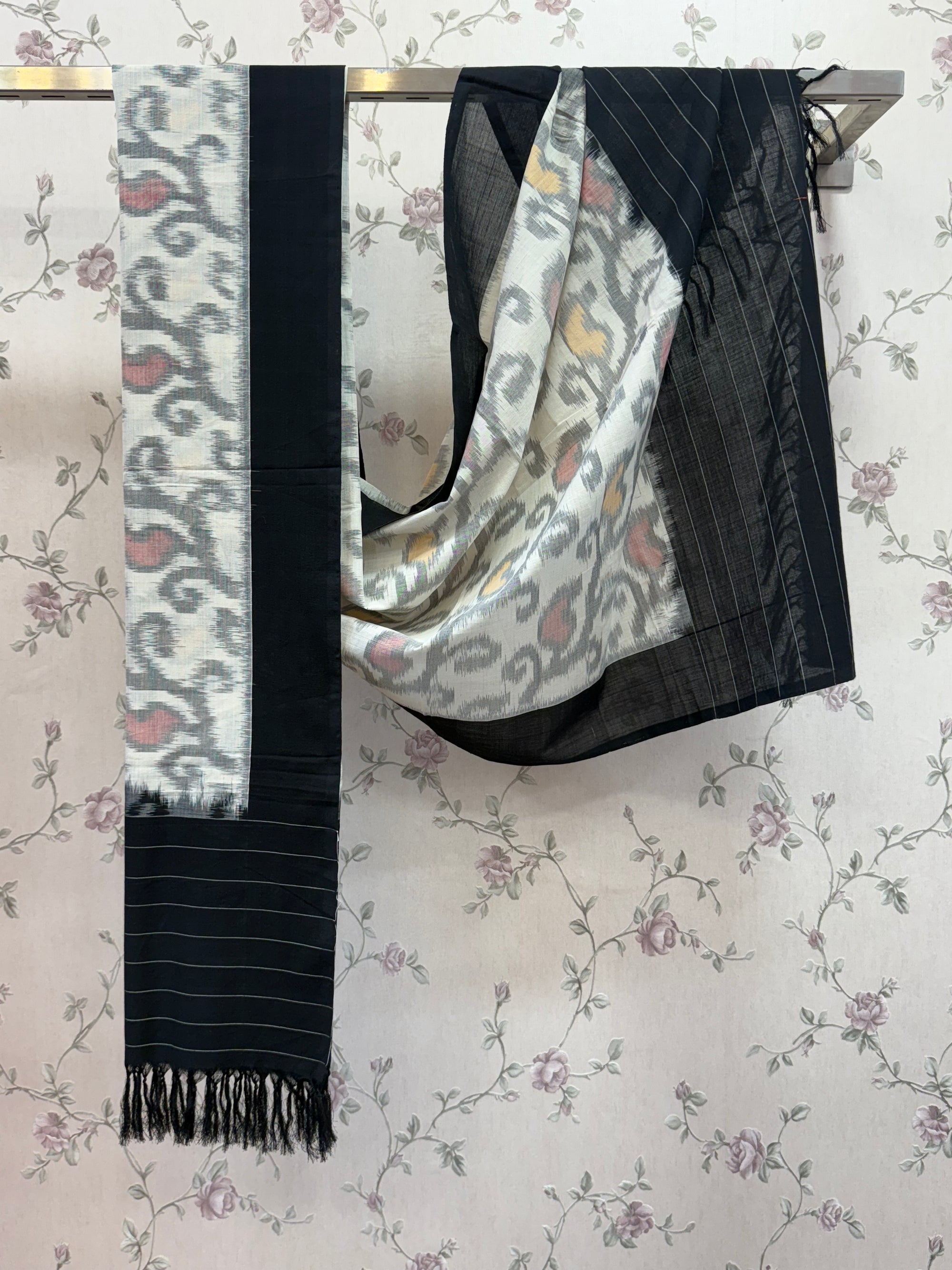 Handloom Pochampally mercerised cotton ikat dupatta