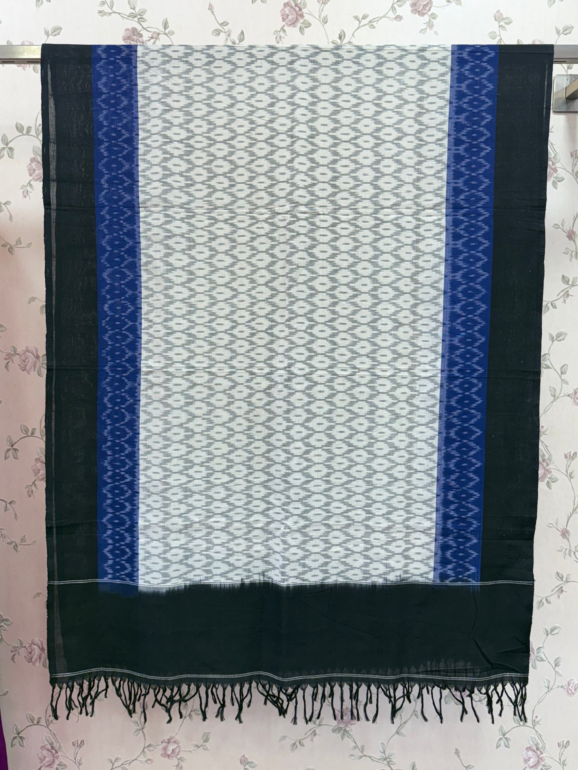 Handloom Pochampally mercerised cotton ikat dupatta