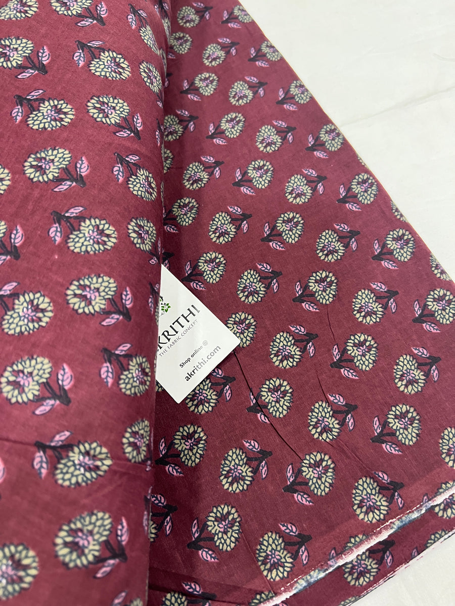 Printed pure cotton fabric