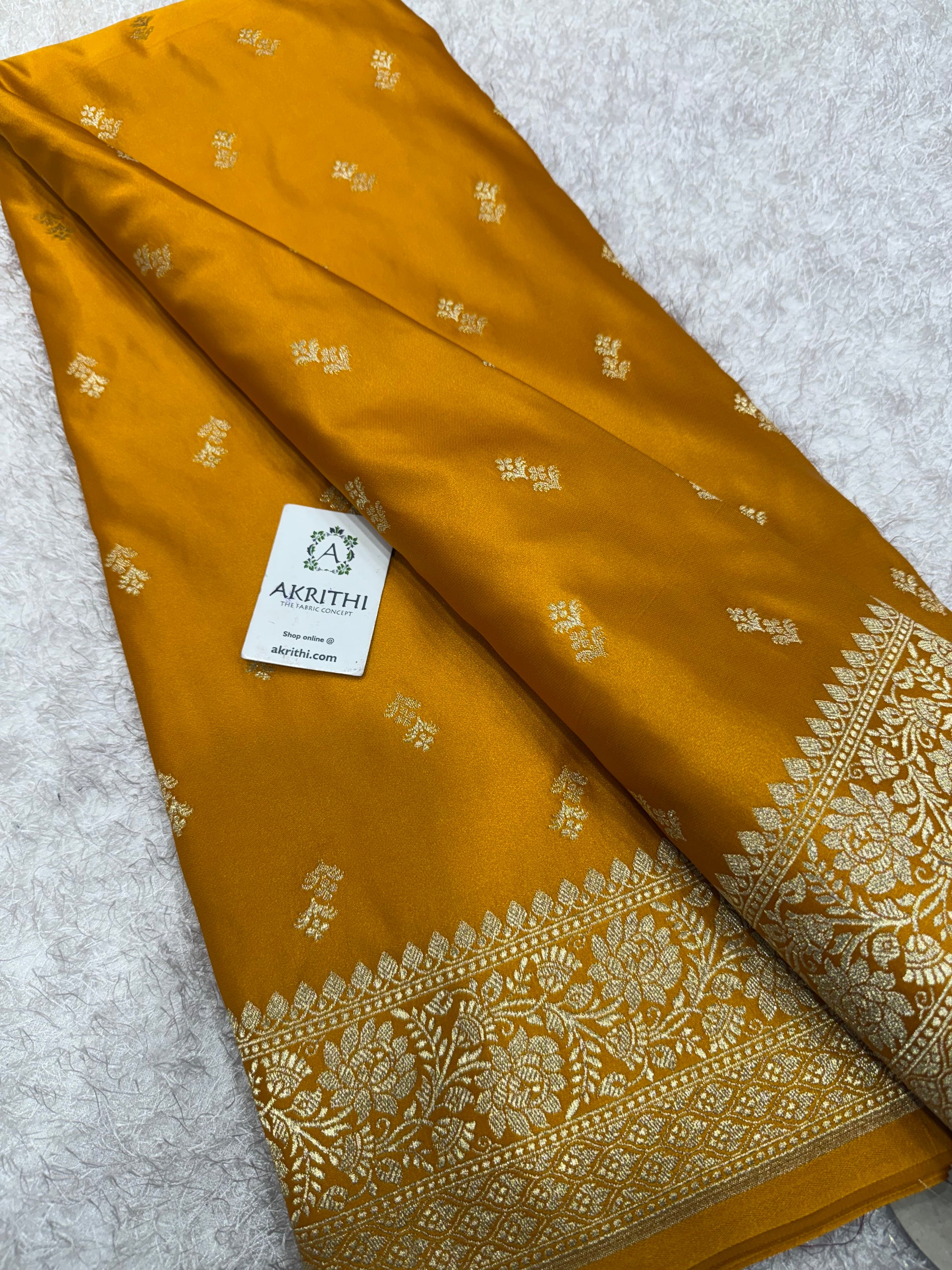 Pure Banarasi brocade fabric with border