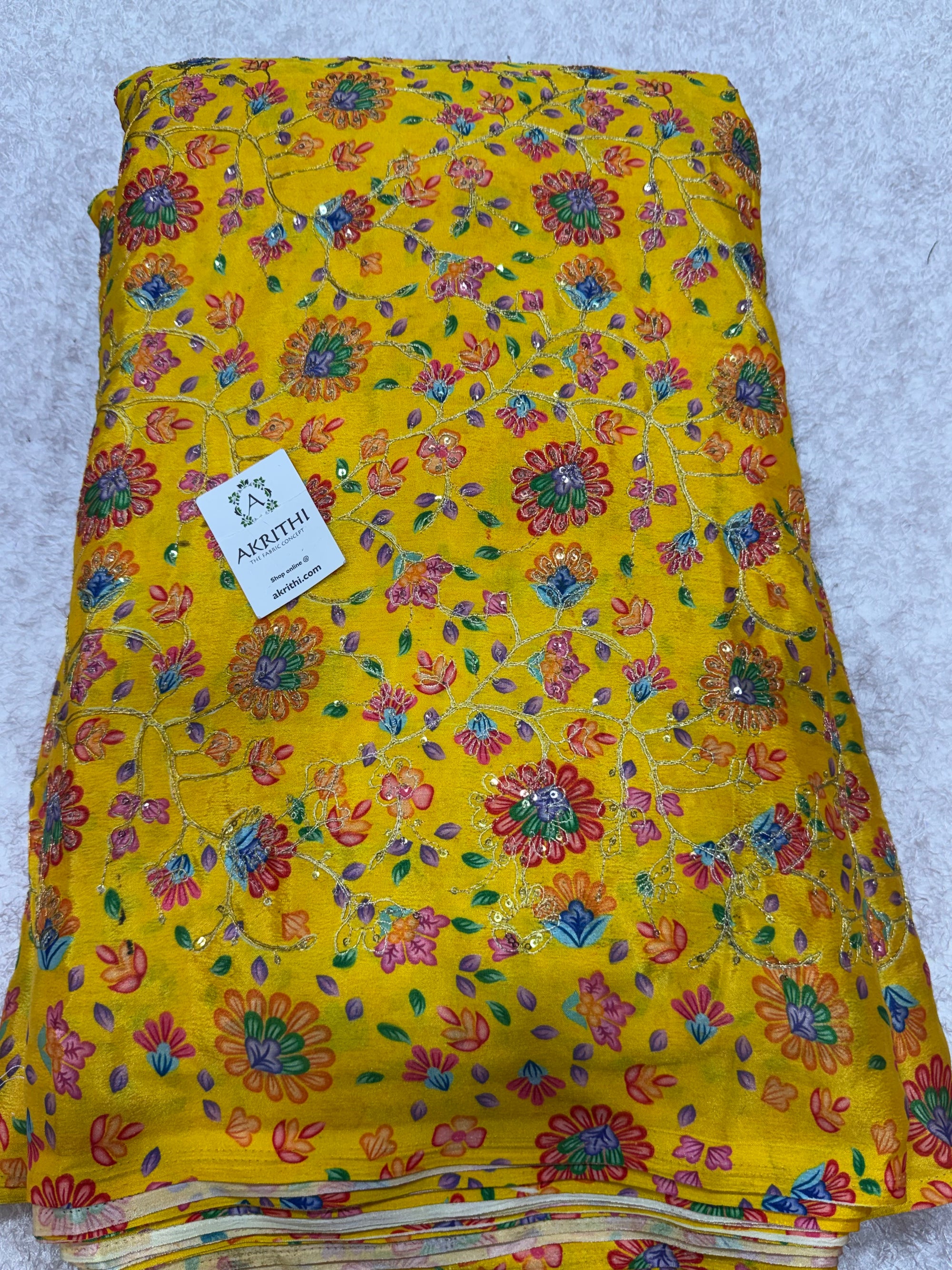 Embroidered chinon fabric With position print