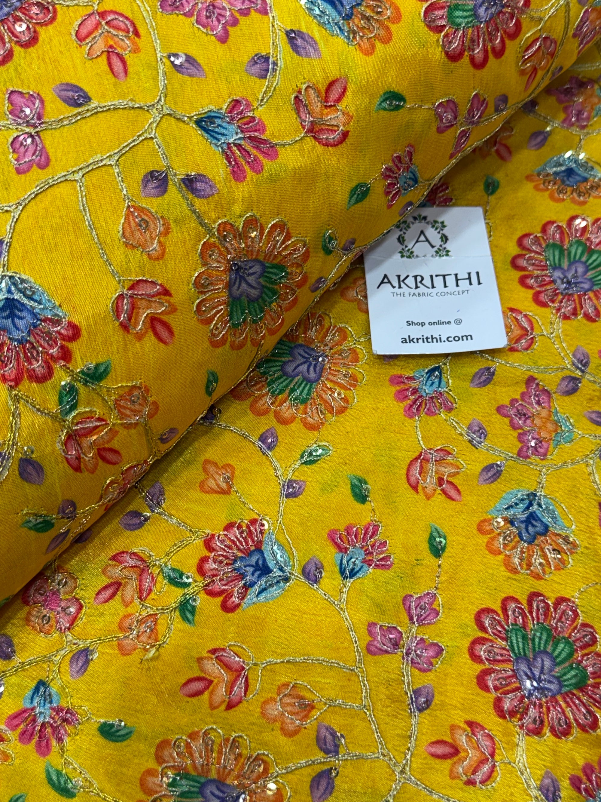 Embroidered chinon fabric With position print