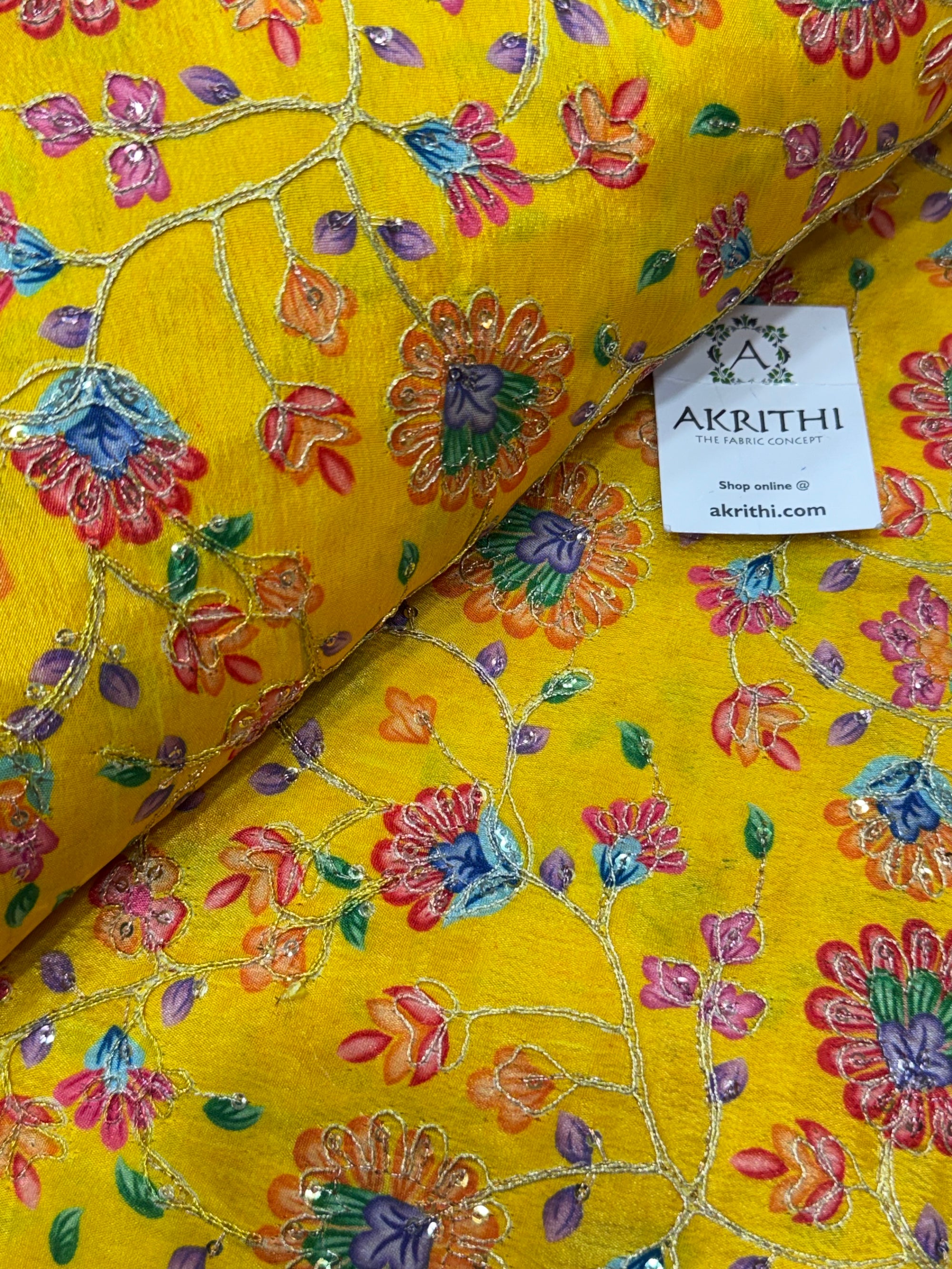 Embroidered chinon fabric With position print