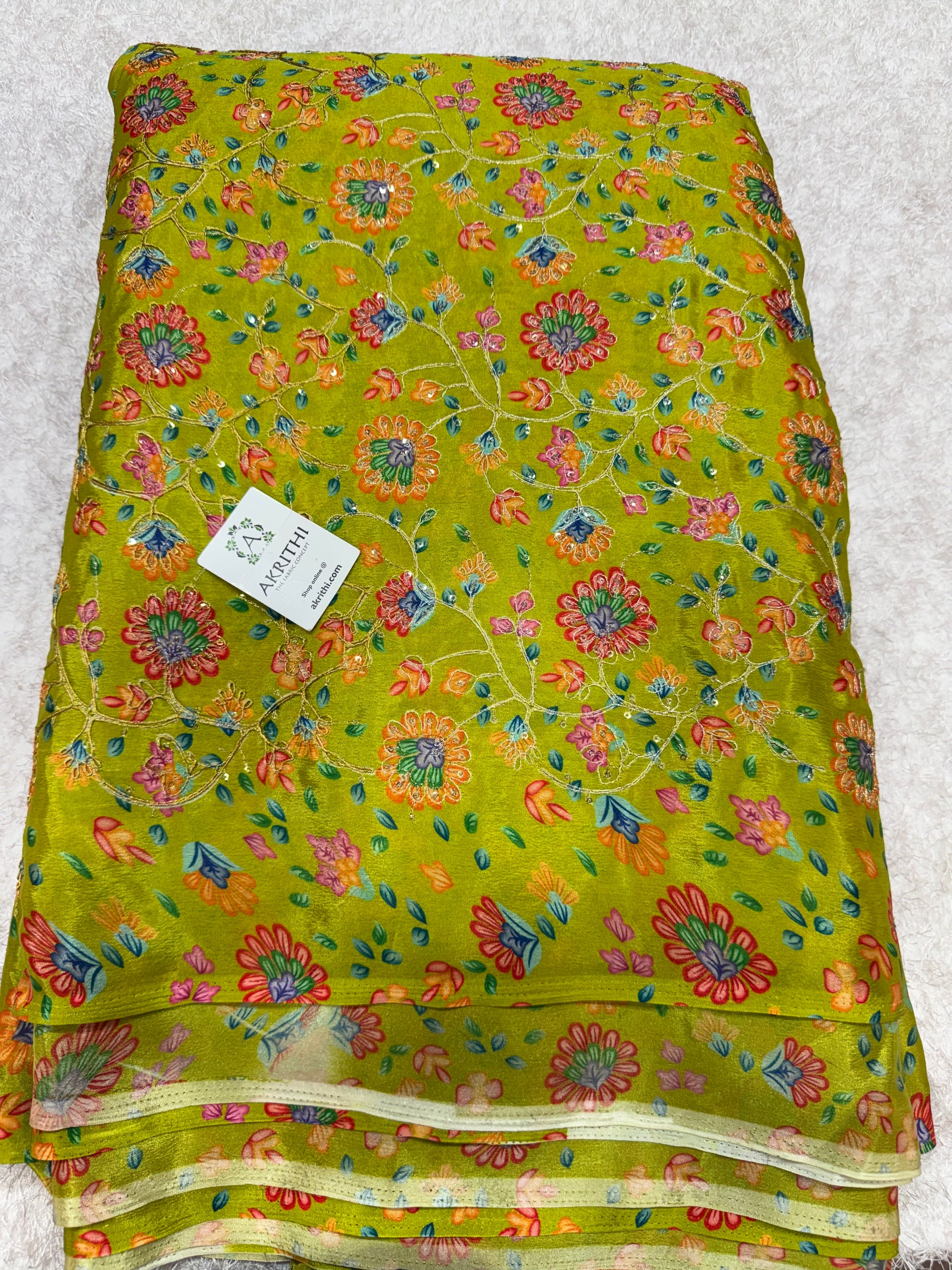 Embroidered chinon fabric With position print