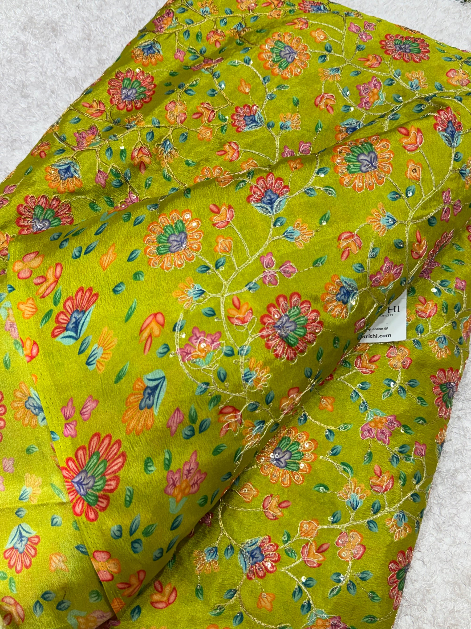 Embroidered chinon fabric With position print