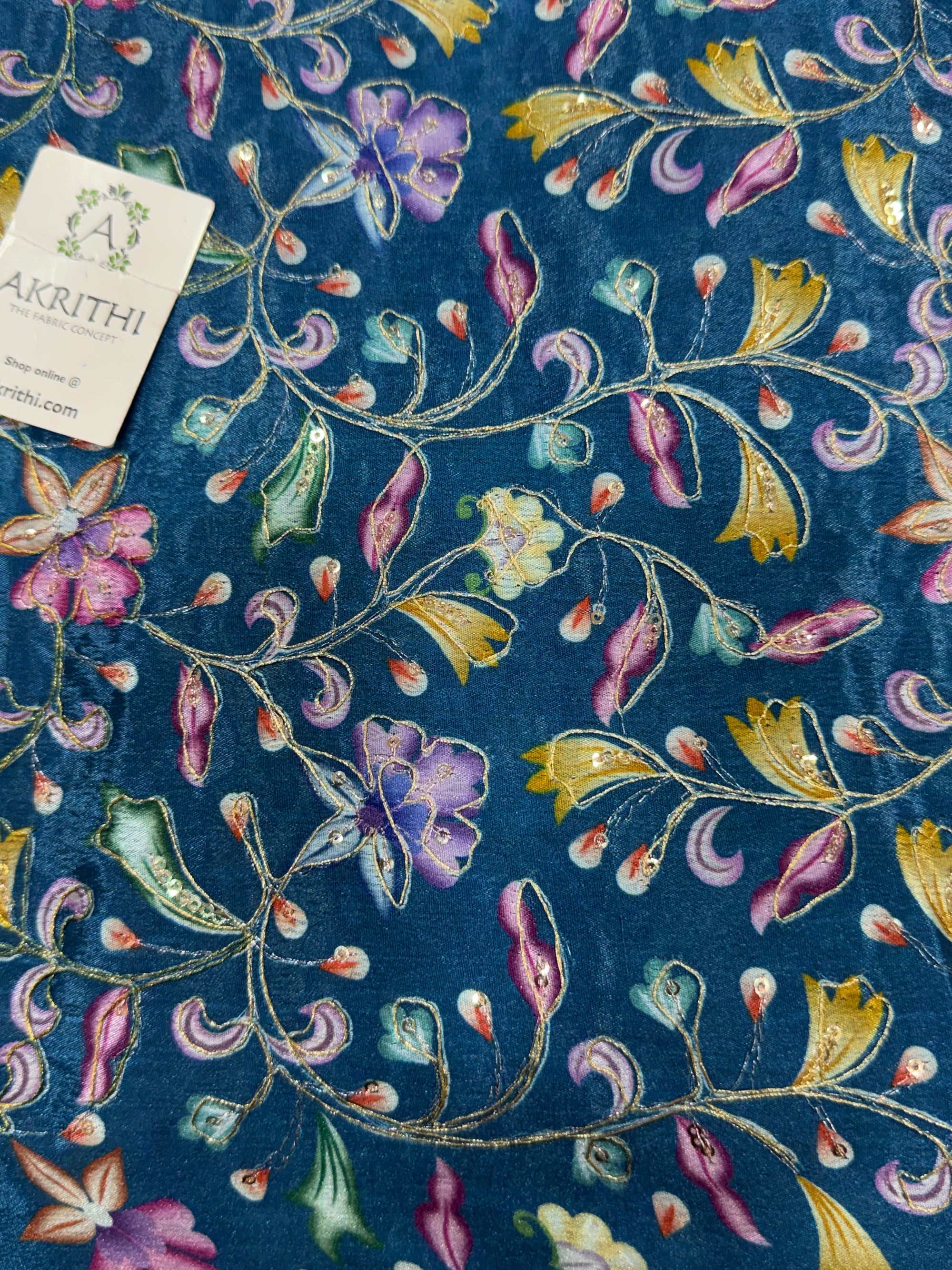 Embroidered chinon fabric With position print