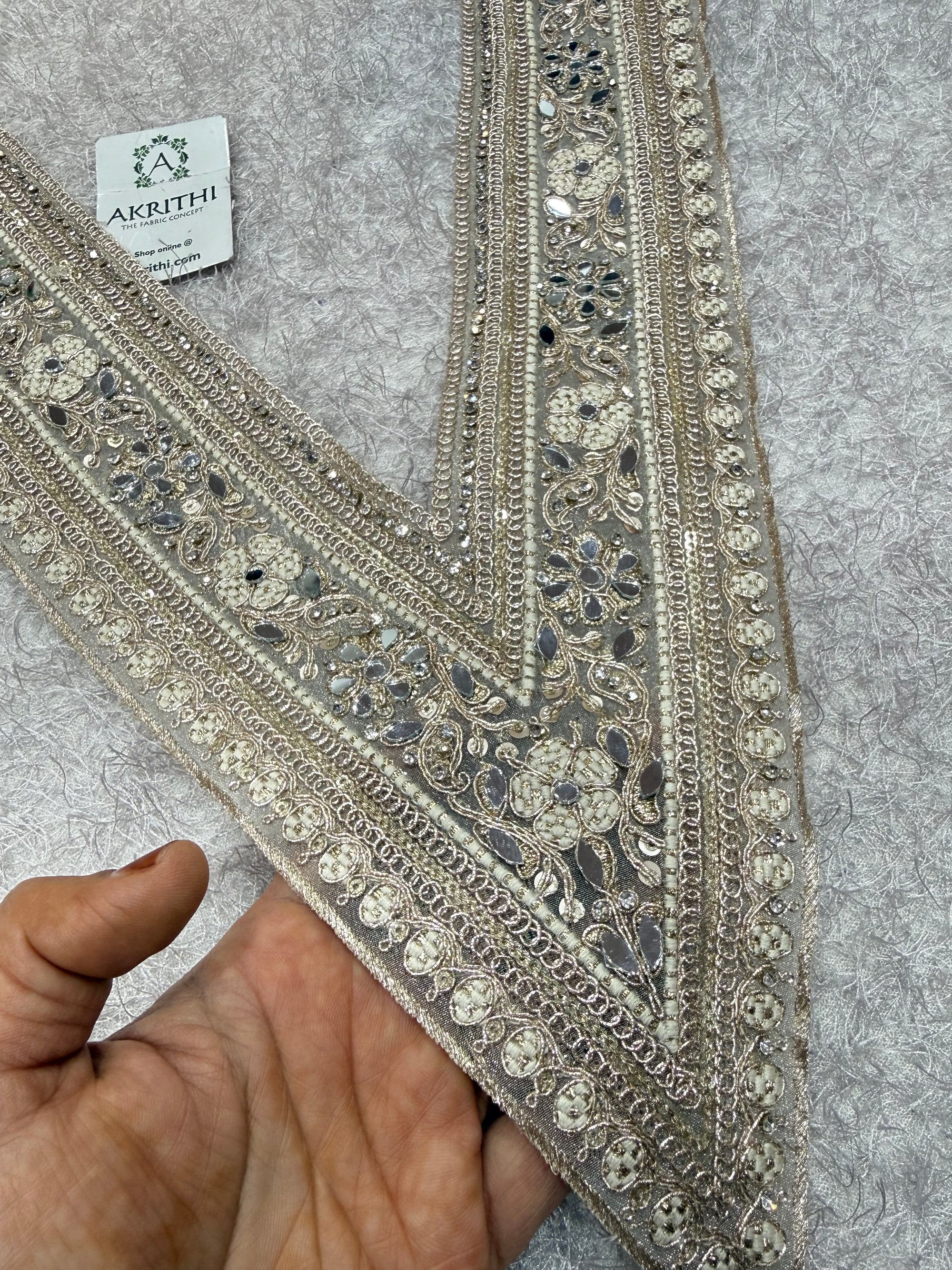 Embroidered neck piece
