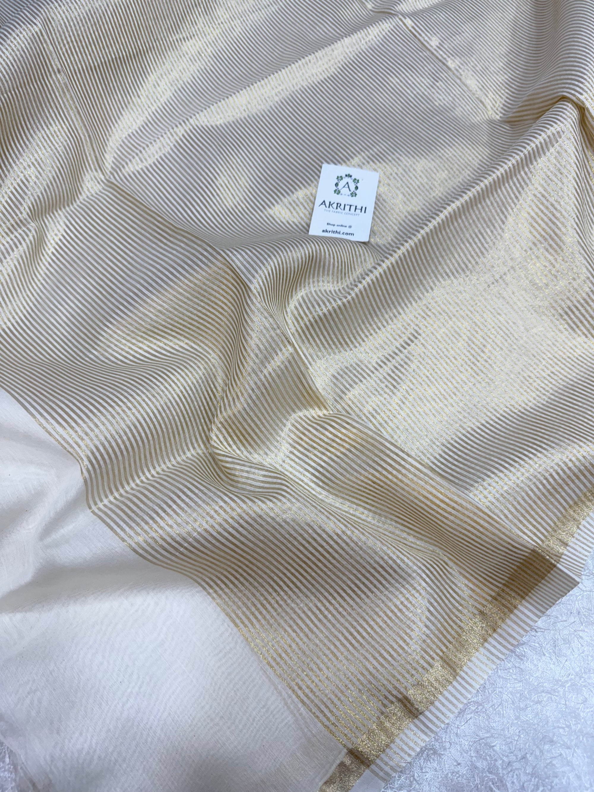 Chanderi dupatta with zari stripes