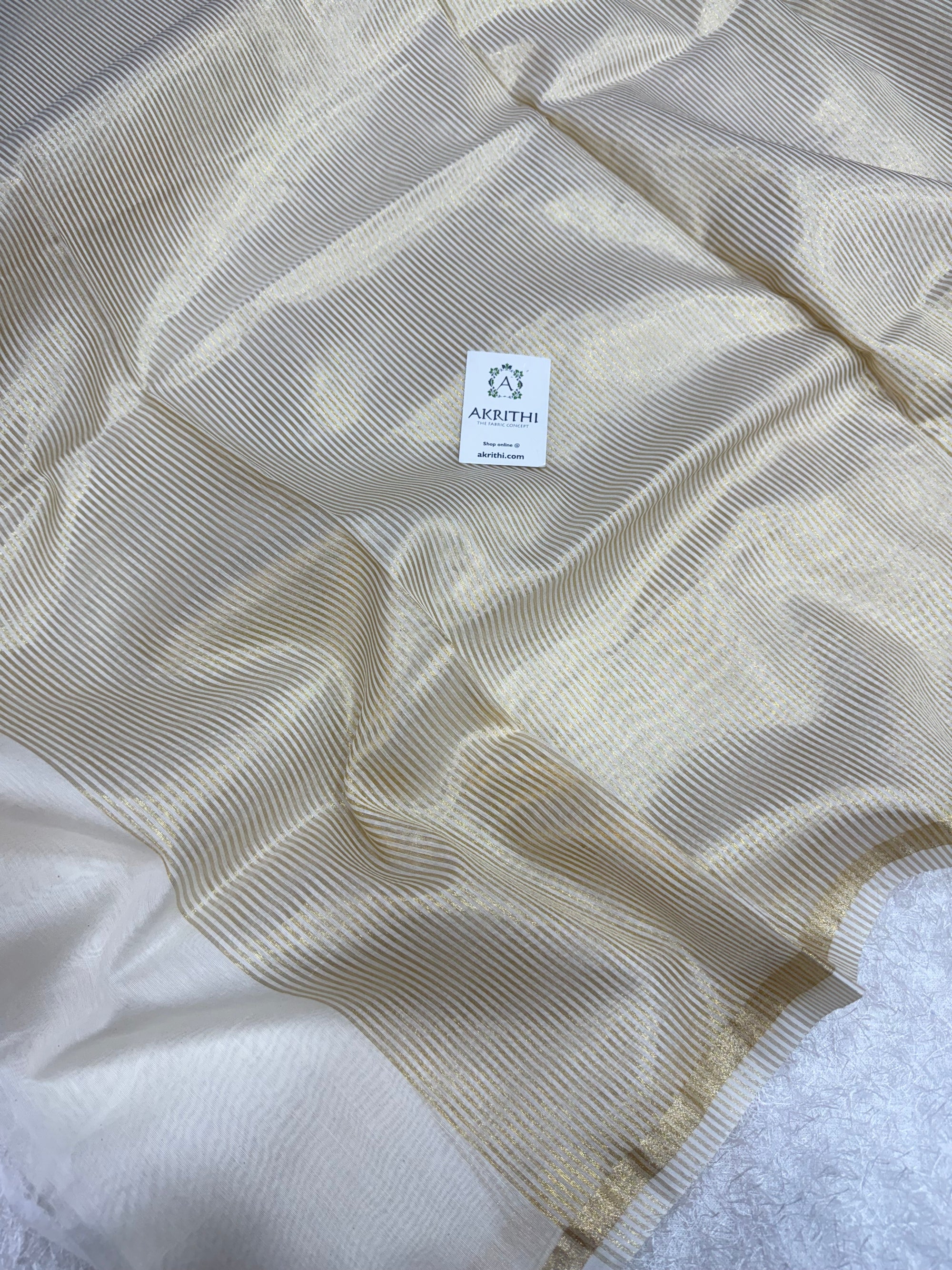 Chanderi dupatta with zari stripes