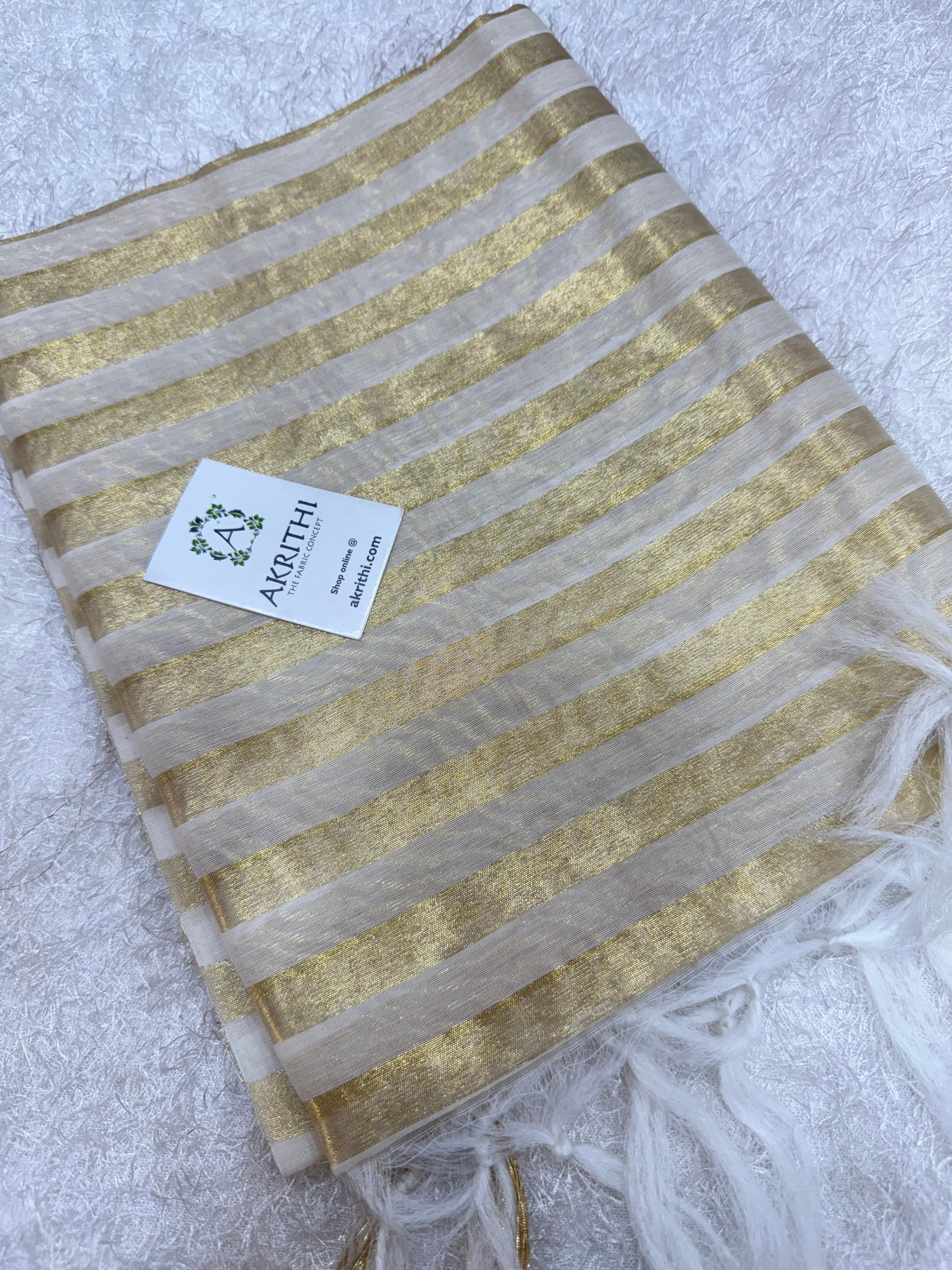 Chanderi dupatta with zari stripes