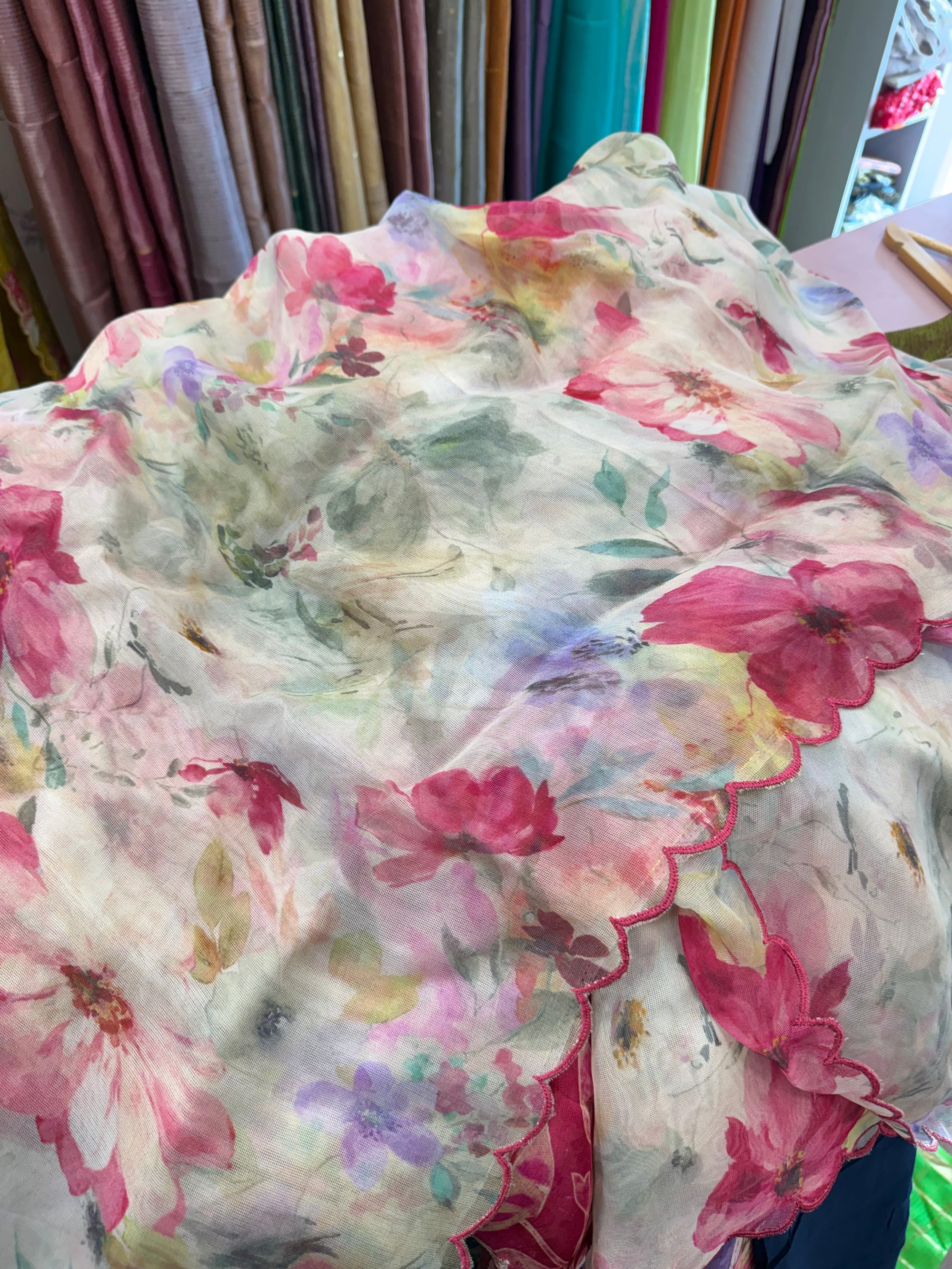 Printed viscose jute saree with scallop