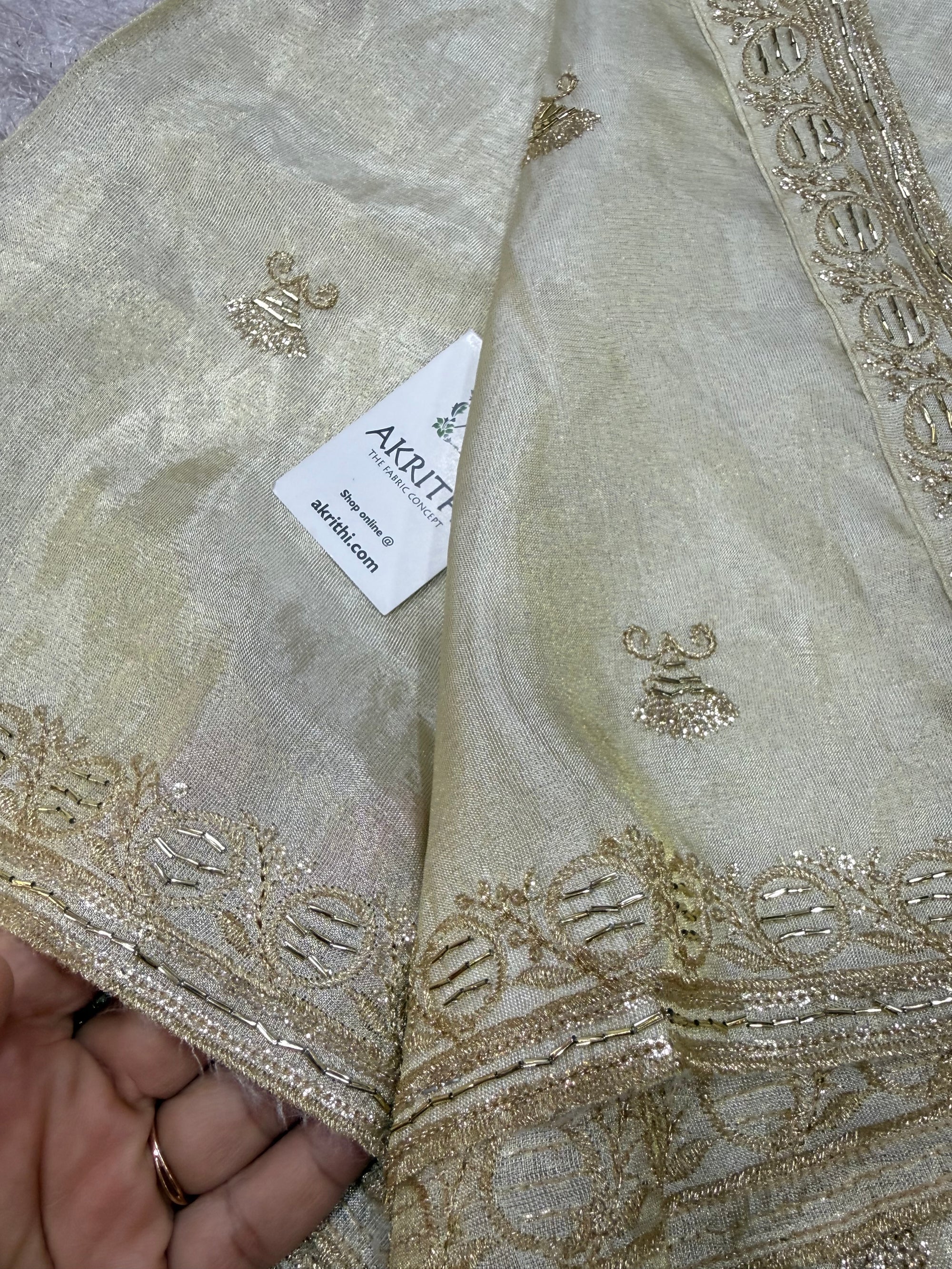 Dyeable embroidered tissue dupatta