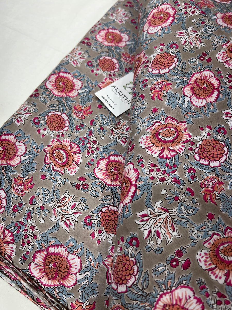 Printed pure cotton fabric