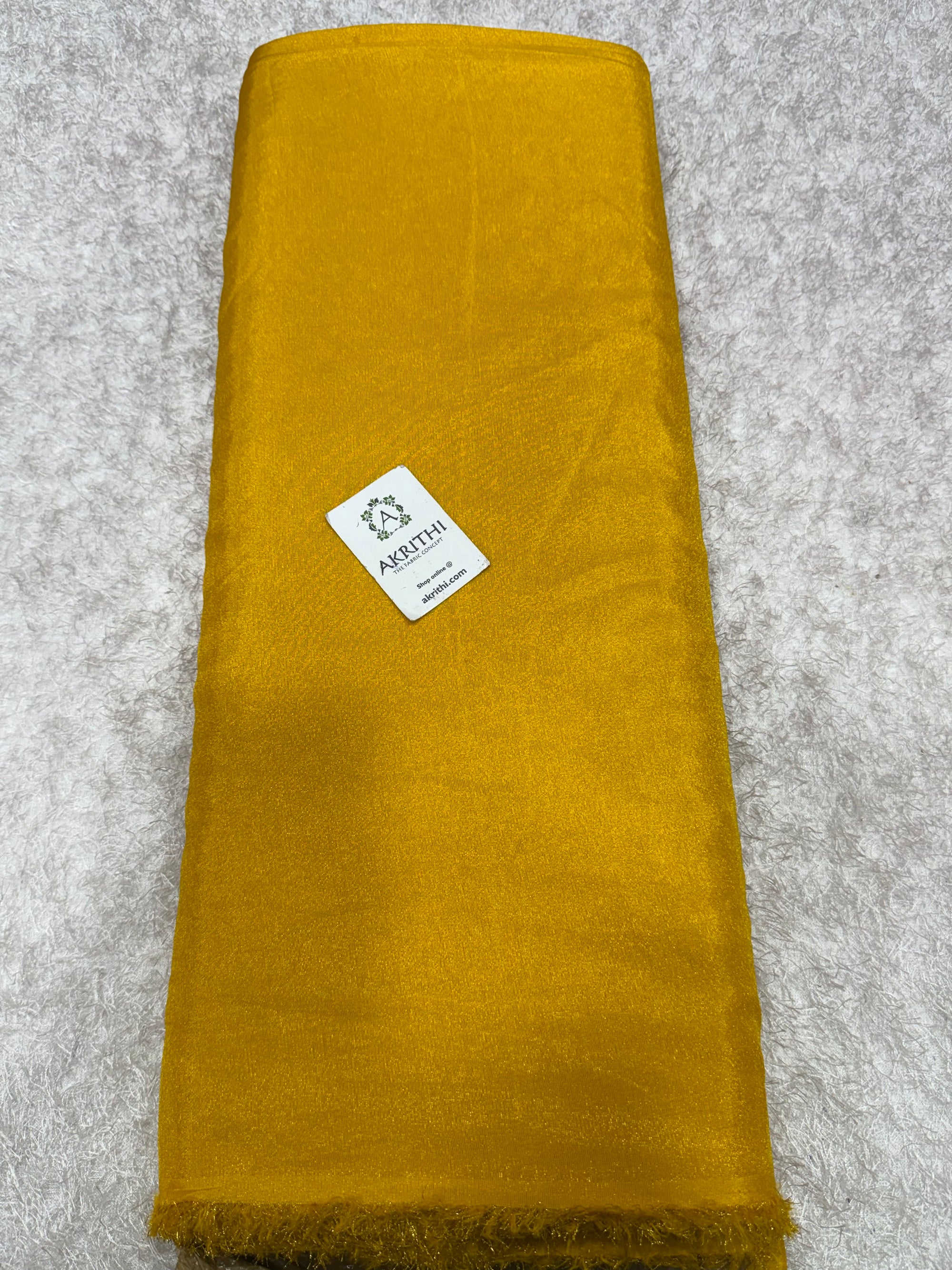 Plain tissue crepe fabric