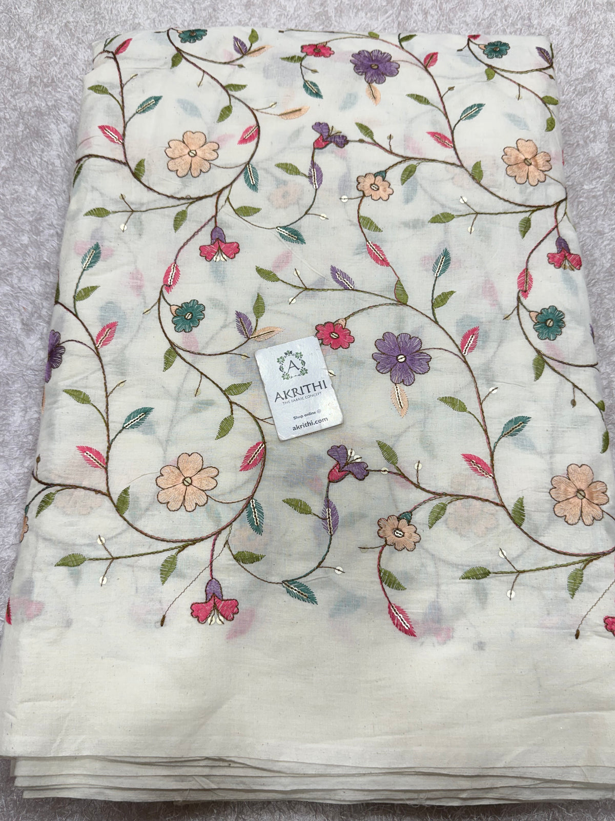 Embroidered pure cotton fabric