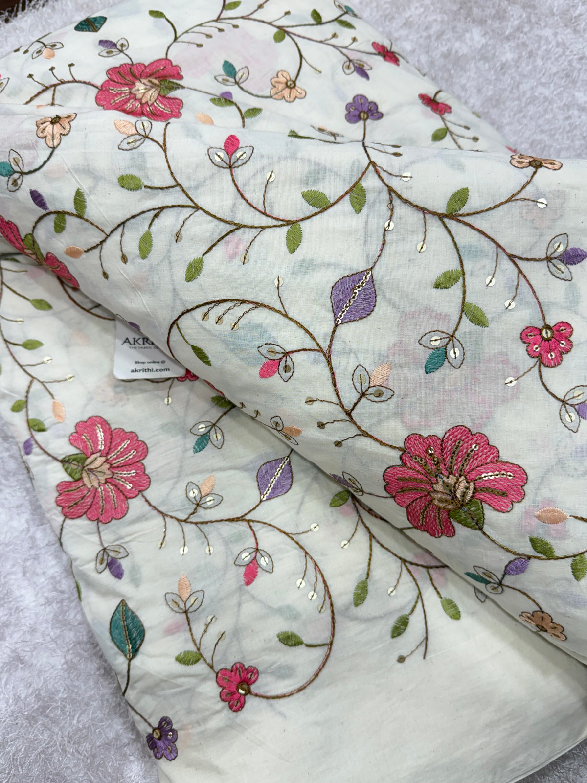 Embroidered pure cotton fabric