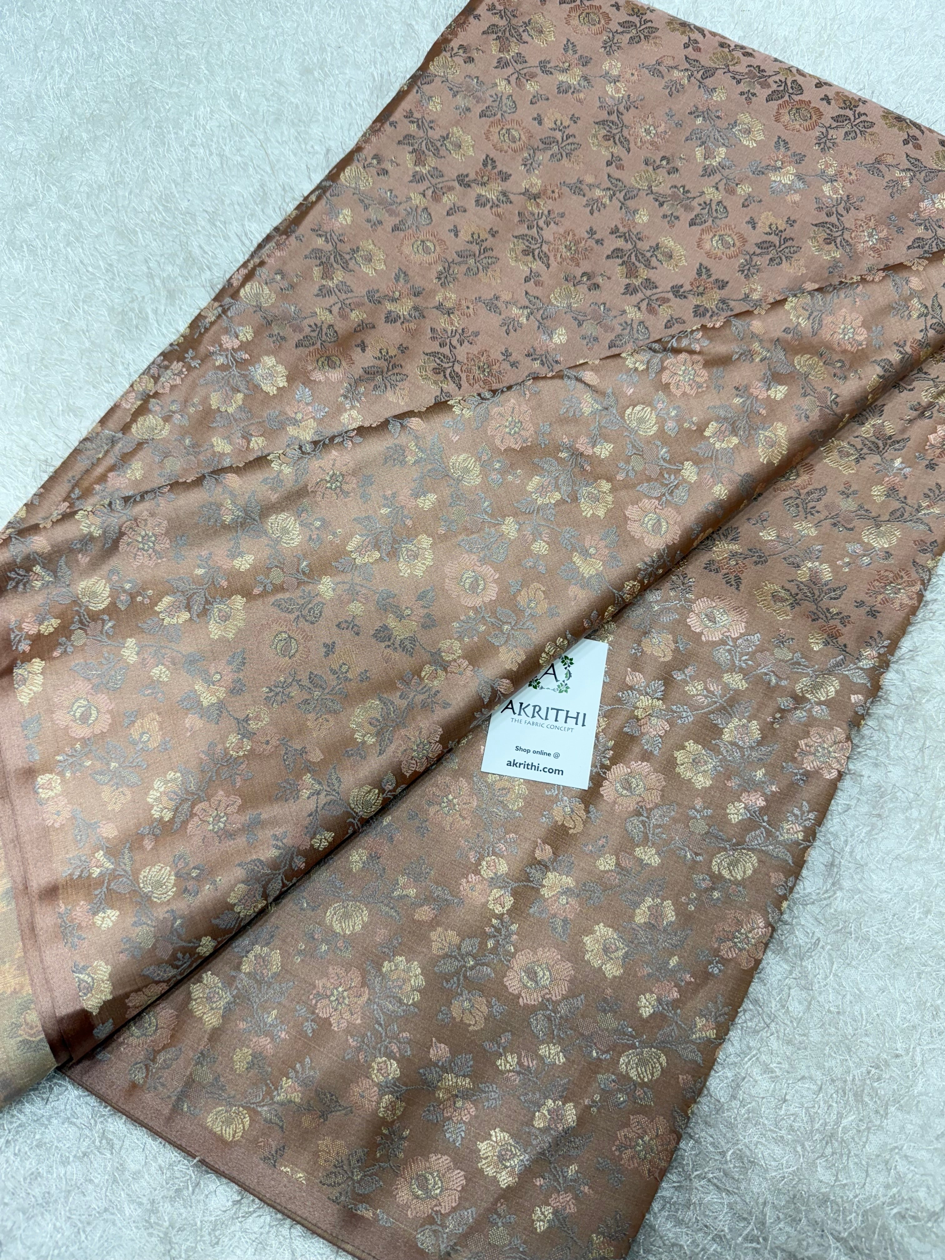 Buy Banarasi fabric online : Handwoven authentic banarasi fabrics – Akrithi