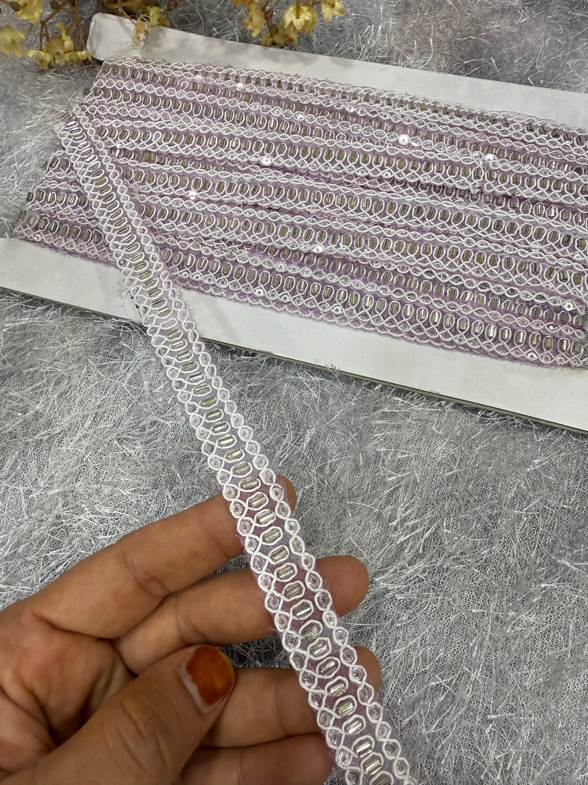 Embroidered lace 9 metres roll