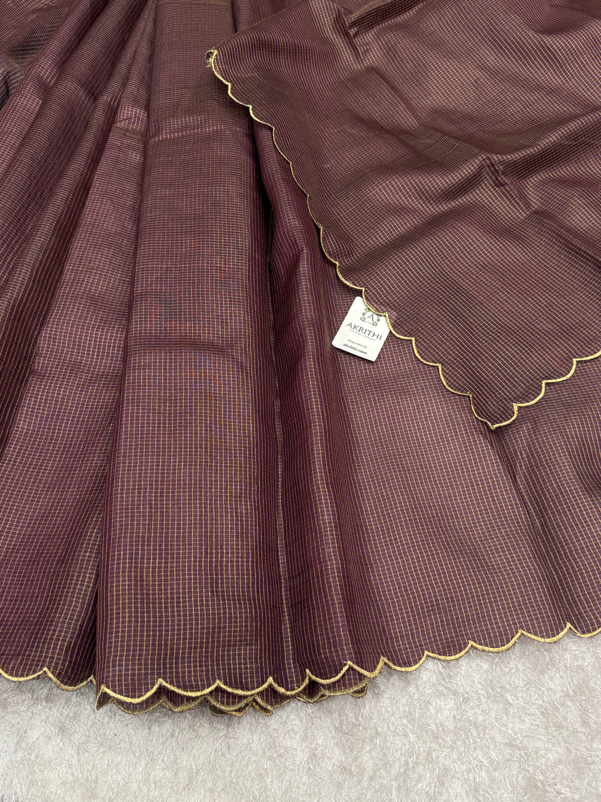 Pure tussar silk zari checks saree with scallop