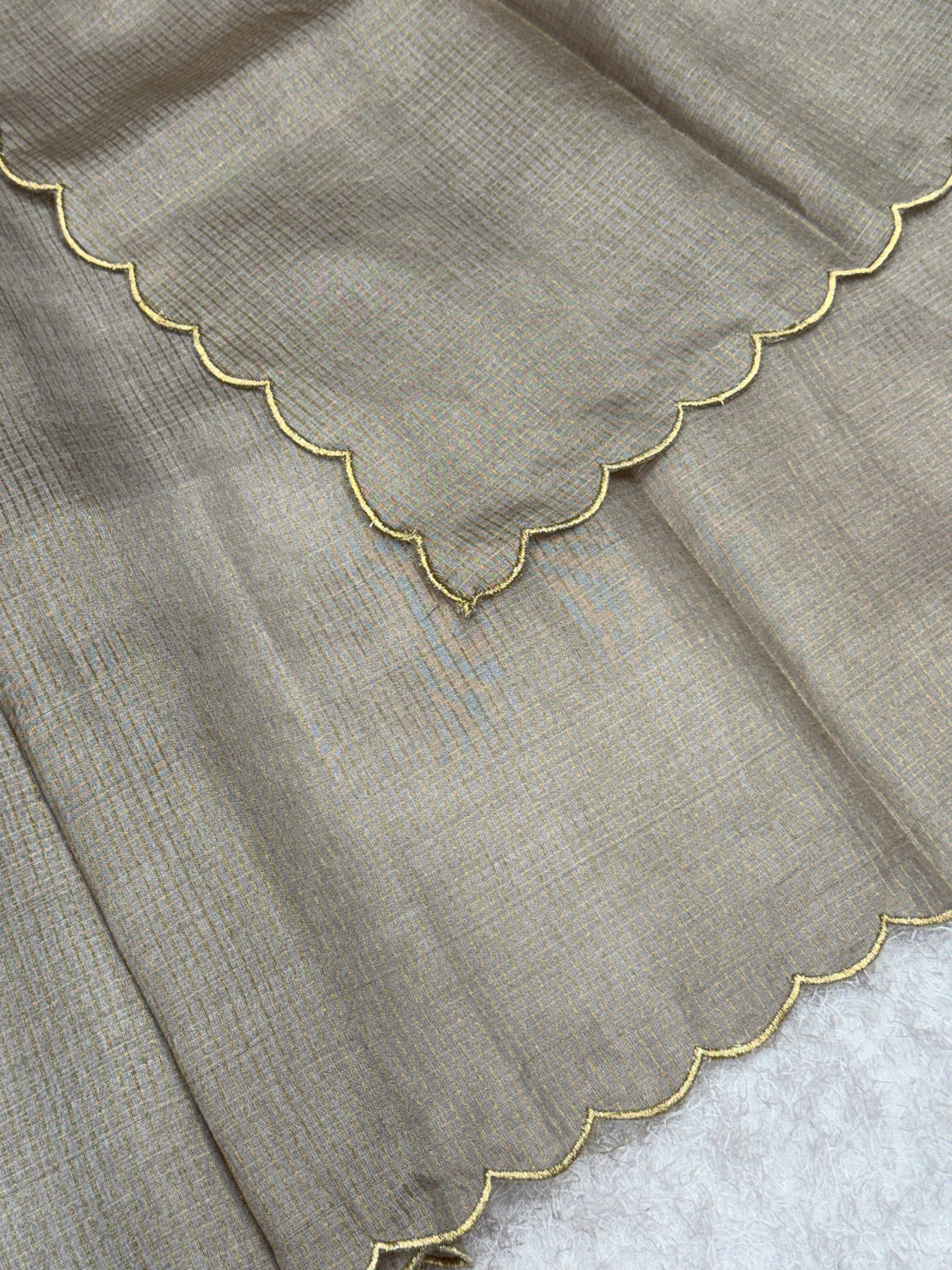 Pure tussar silk zari checks saree with scallop