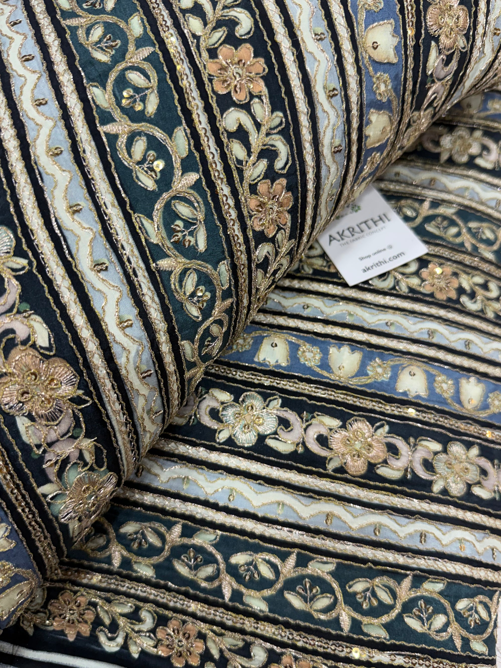 Embroidered crepe fabric With position print