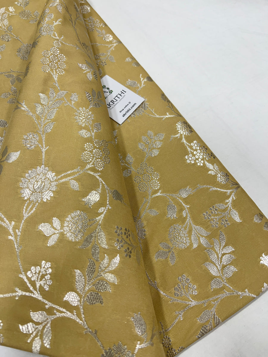 Handloom Banarasi brocade fabric