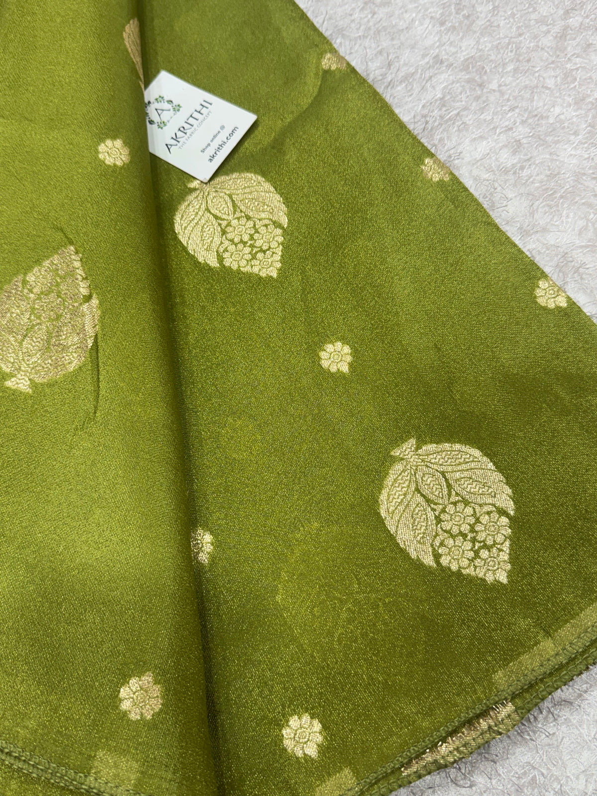 Pure tissue jacquard Butti fabric
