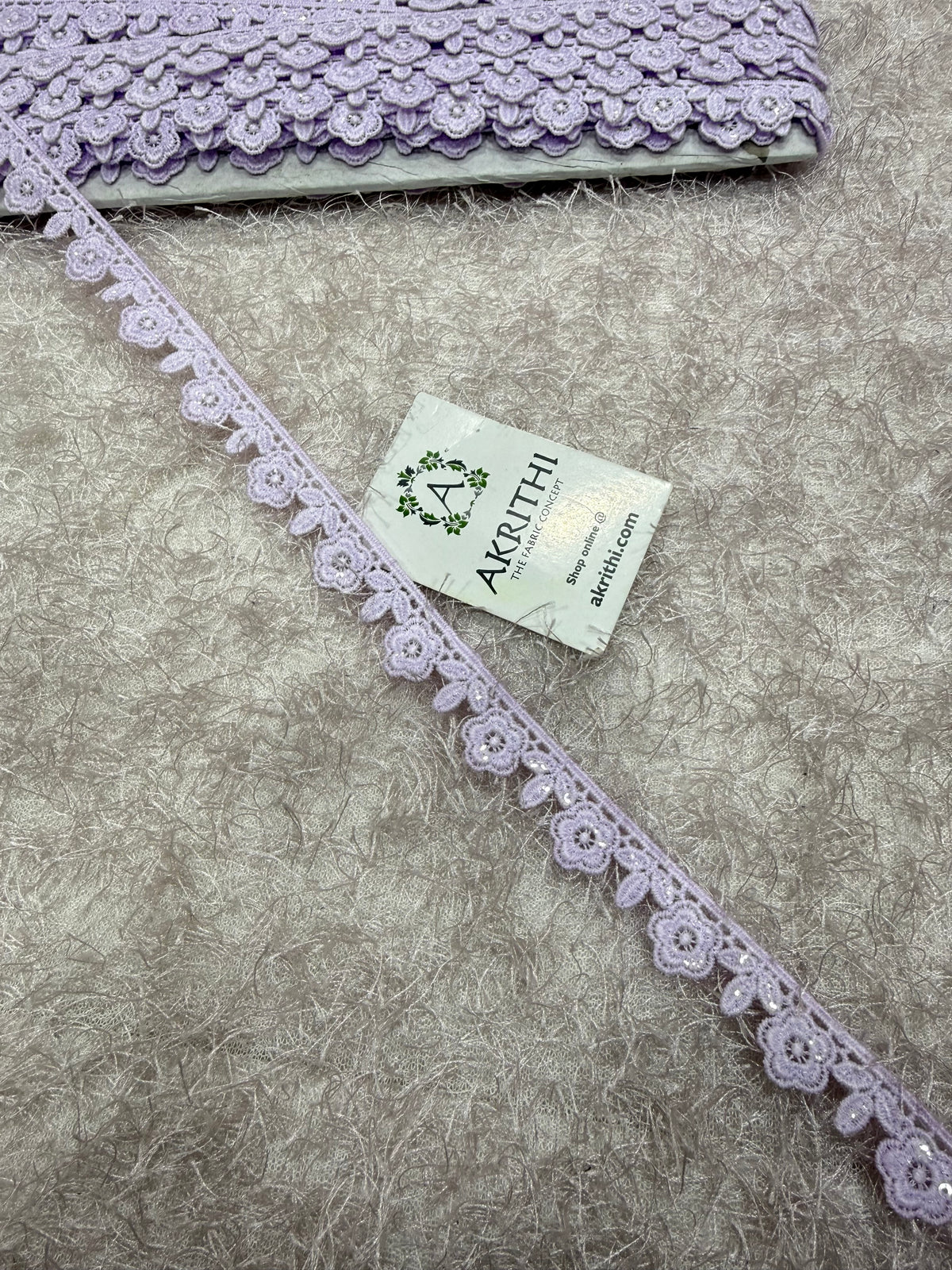 Lace per yard