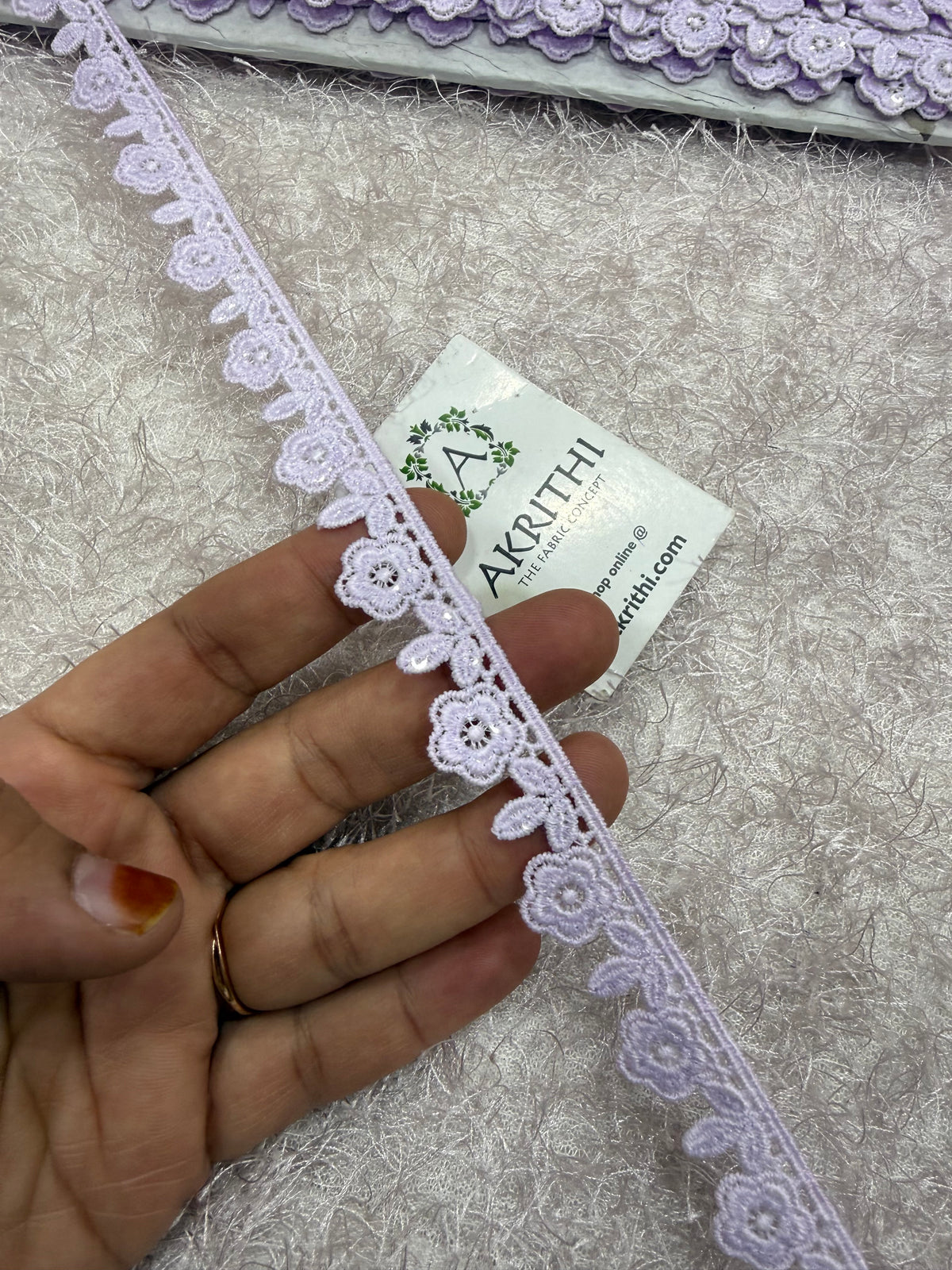 Lace per yard