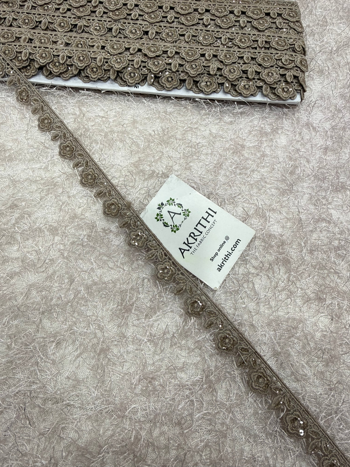 Lace per yard
