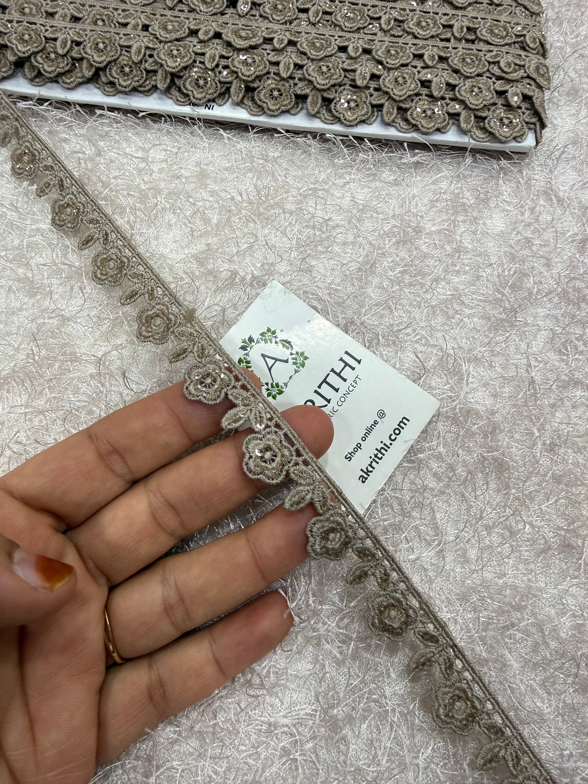 Lace per yard
