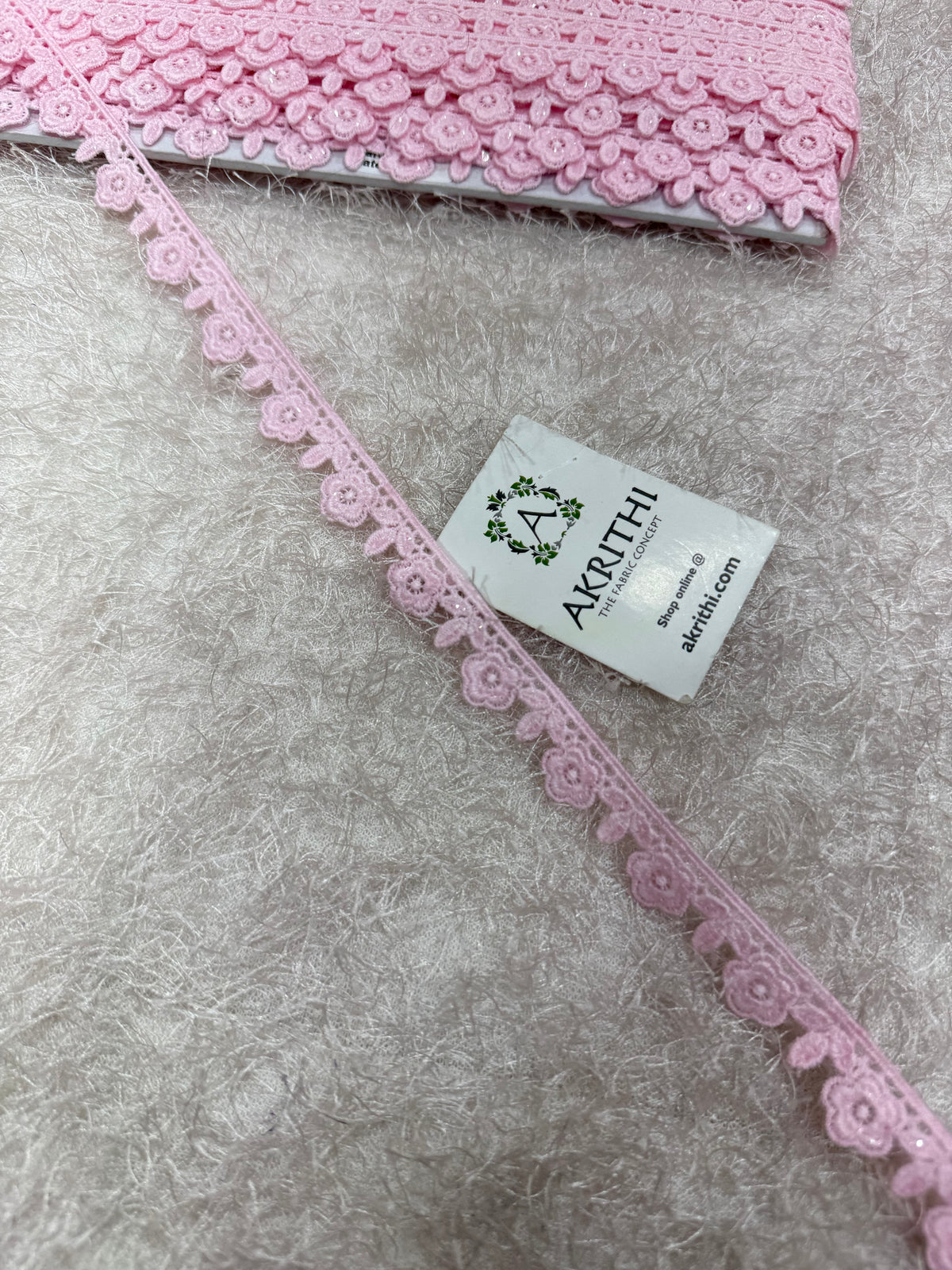 Lace per yard