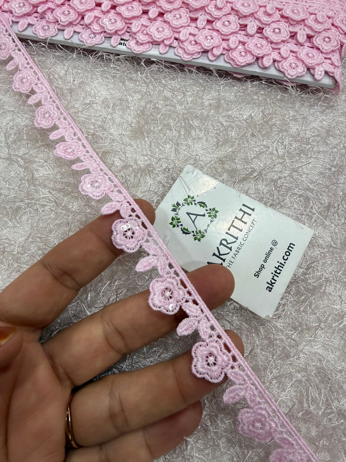 Lace per yard
