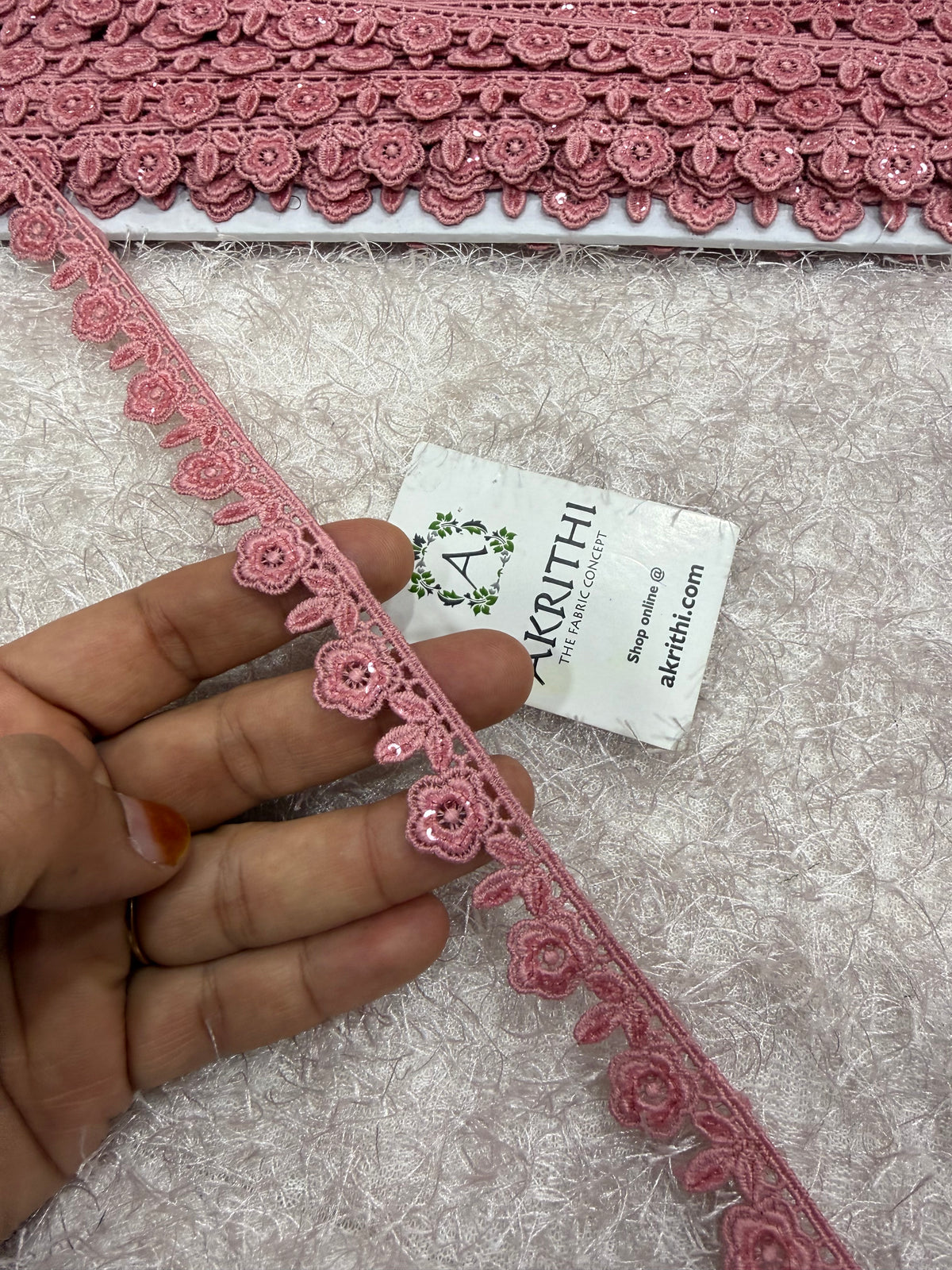 Lace per yard