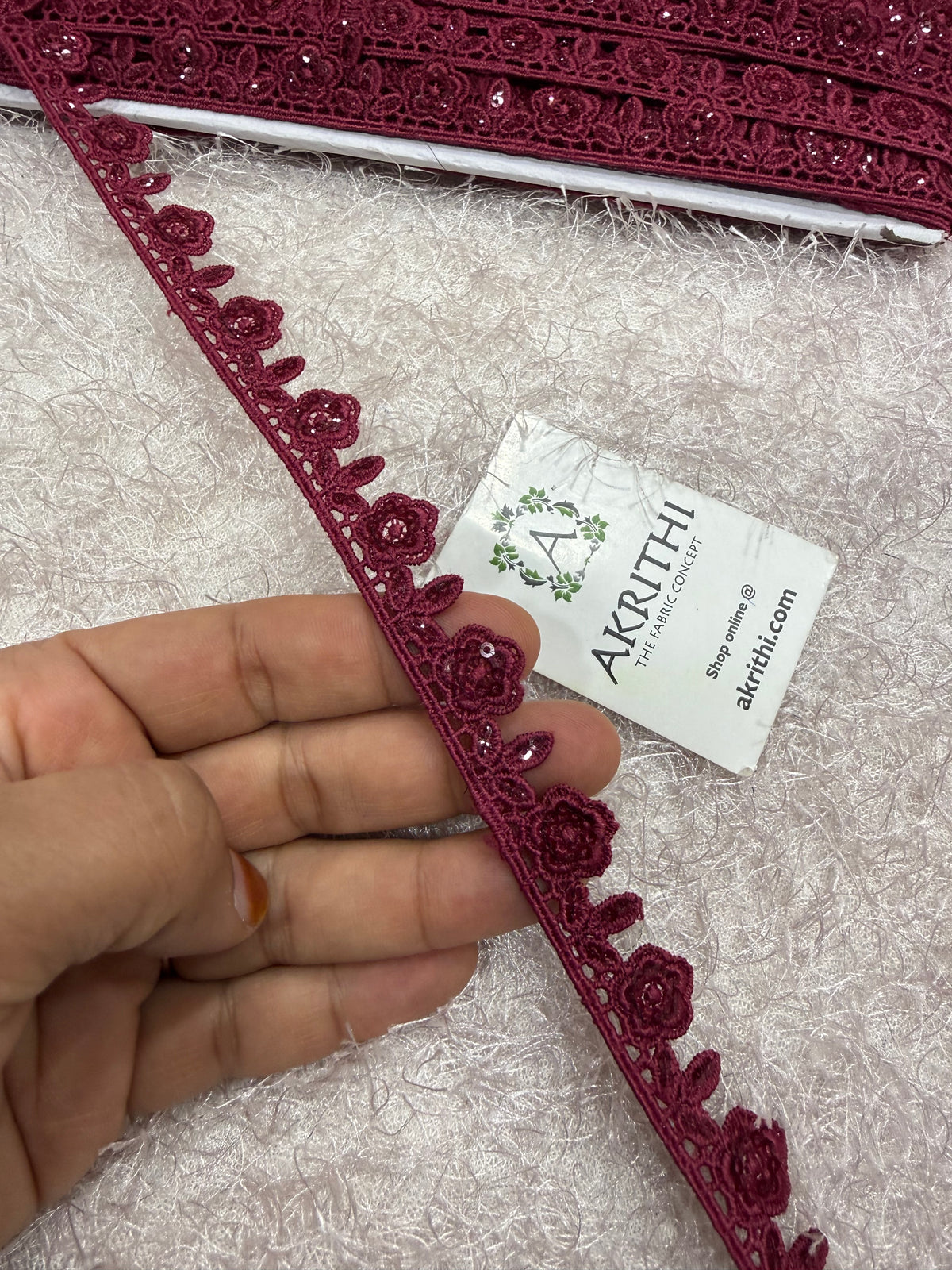 Lace per yard