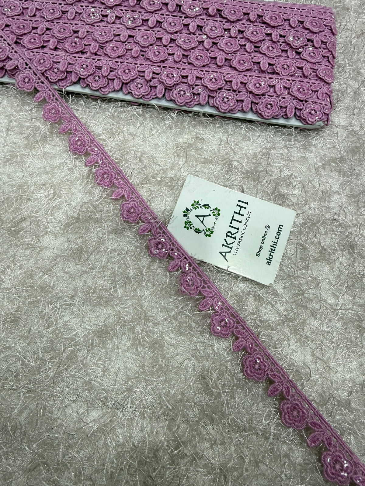 Lace per yard