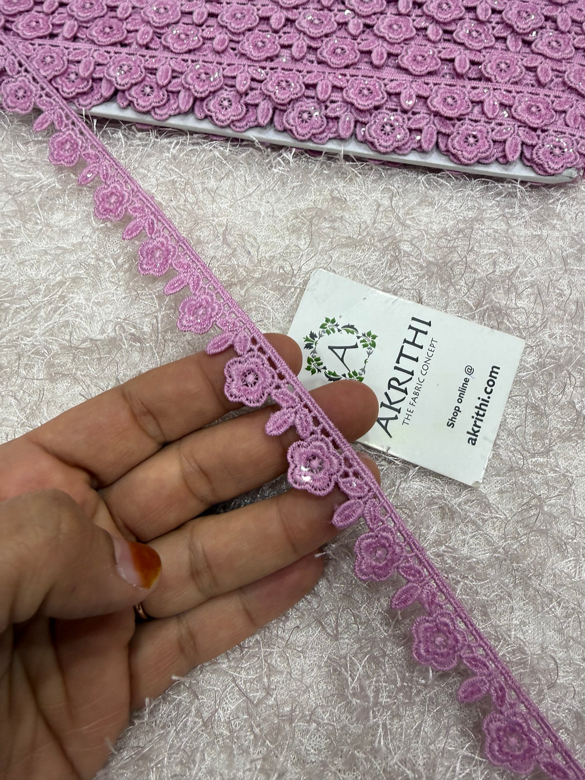 Lace per yard