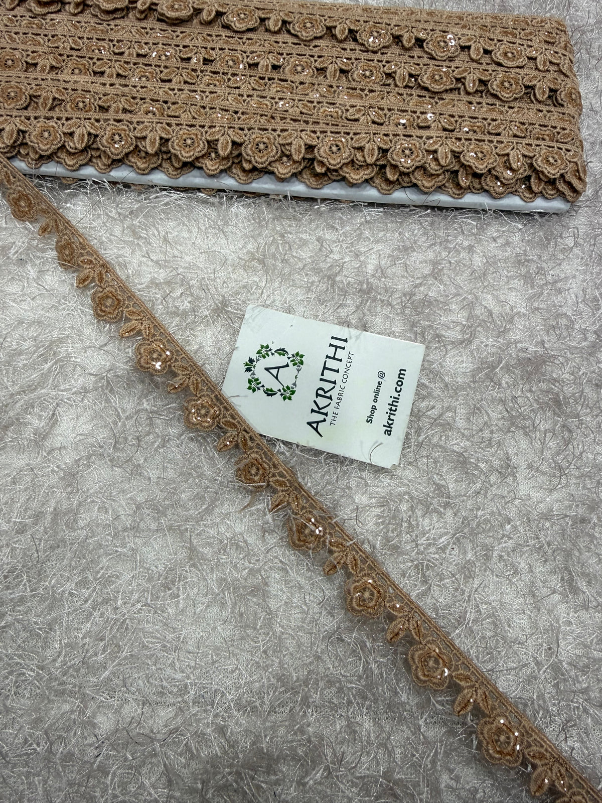 Lace per yard