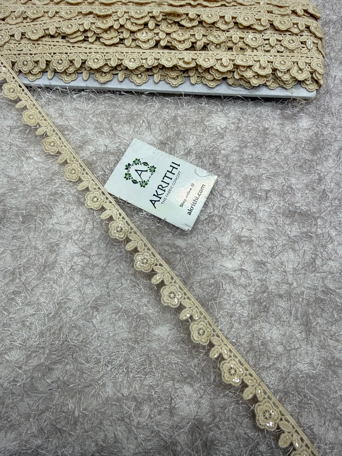 Lace per yard