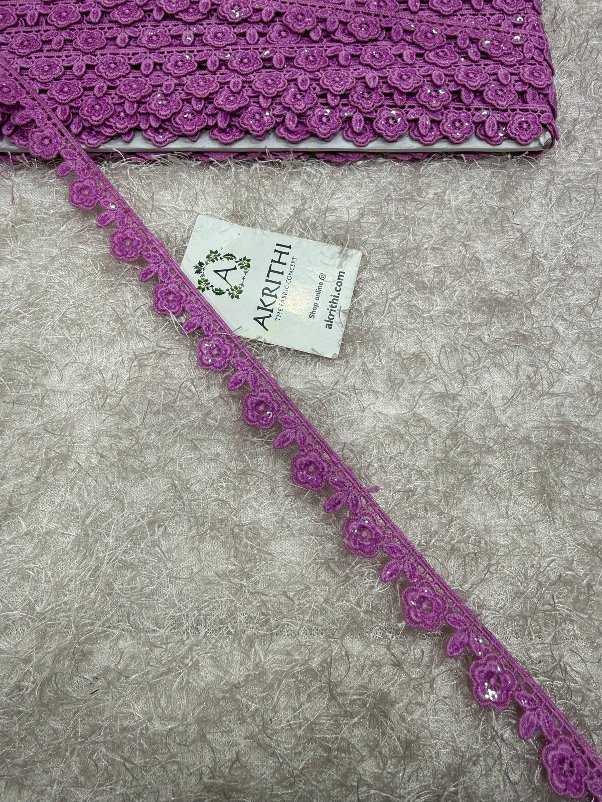 Lace per yard